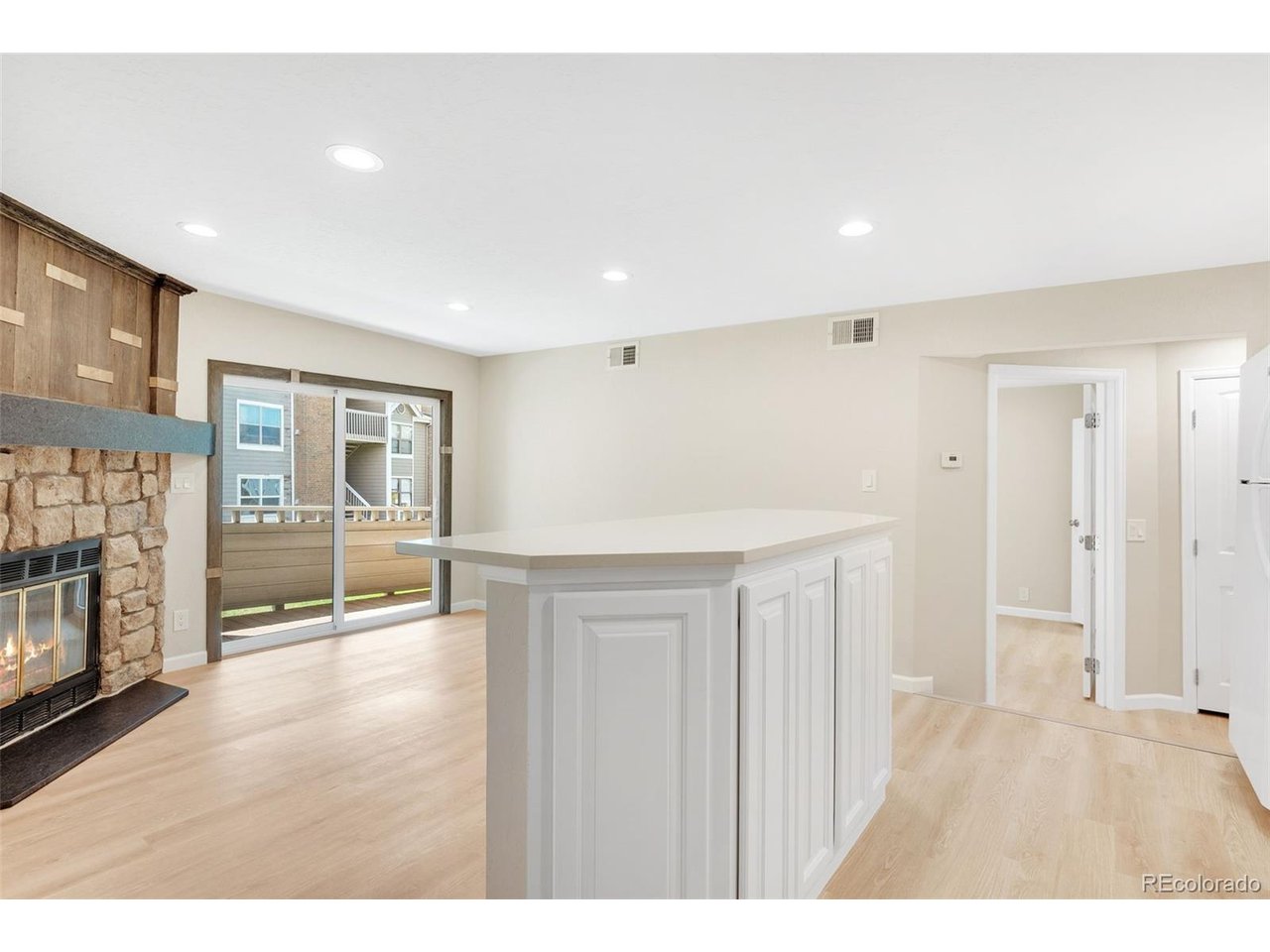 12043 W Cross Dr 204 — photo