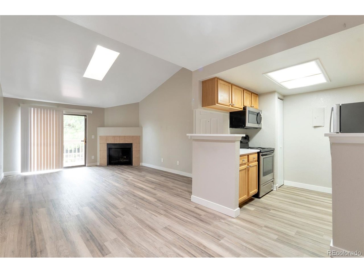 10323 E Peakview Ave J201 — photo