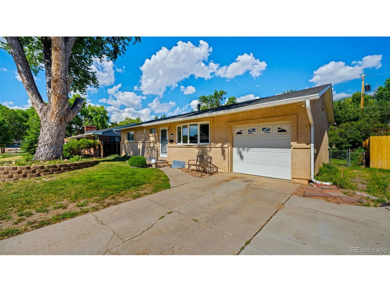 1719 Wynkoop Dr — photo