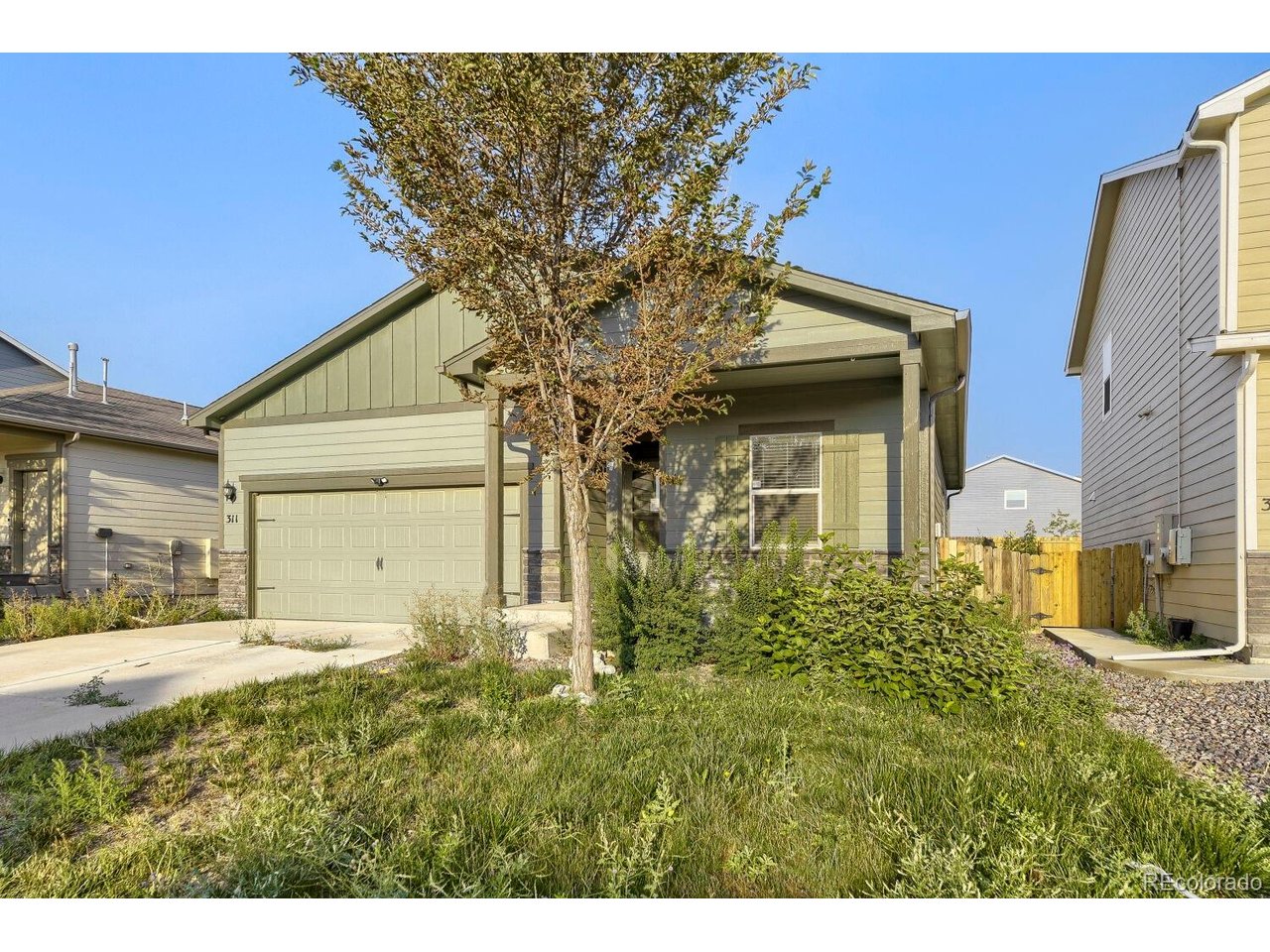 311 Maple St, Bennett, CO 80102 — photo 2