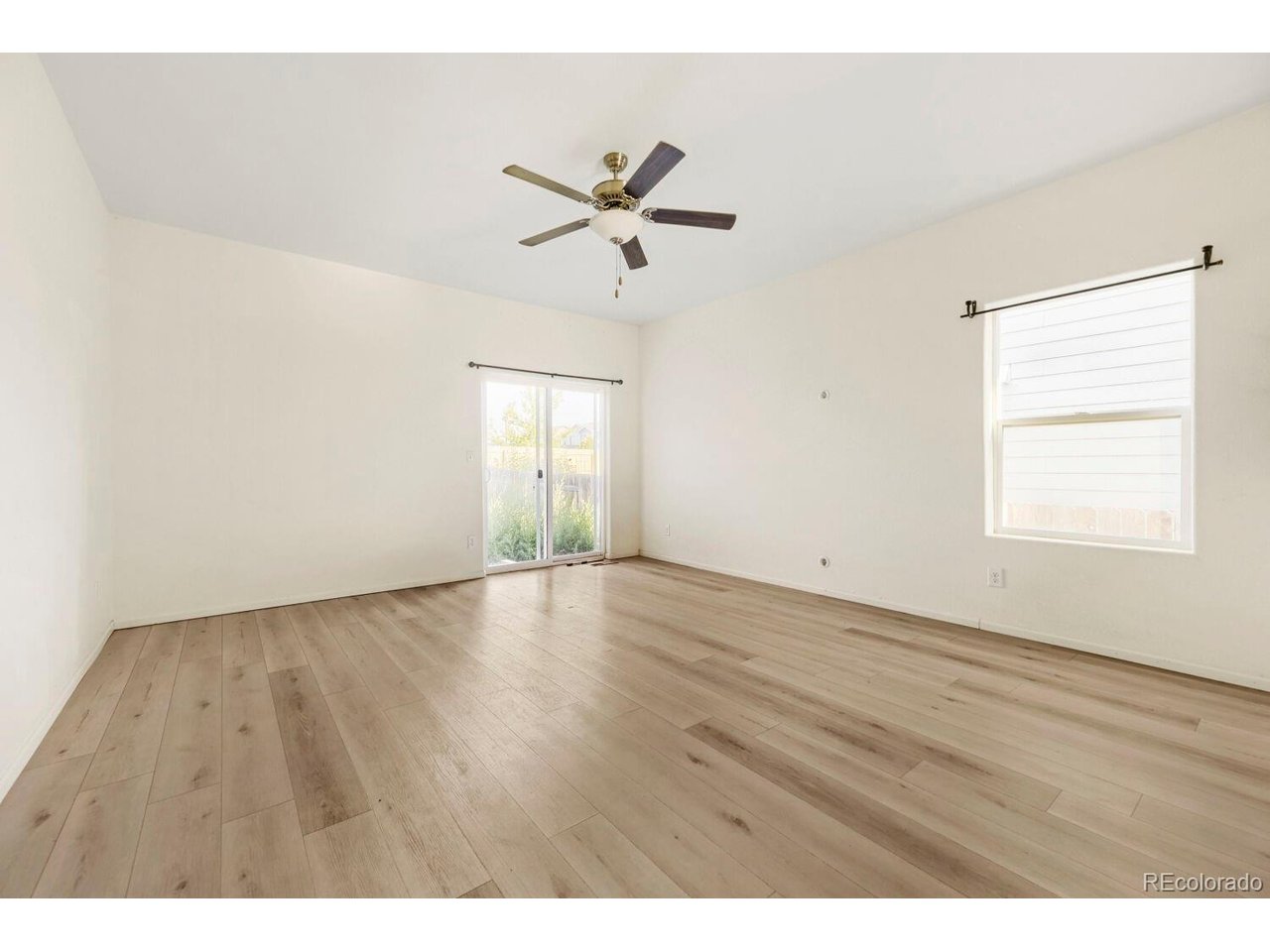 311 Maple St, Bennett, CO 80102 — photo 3