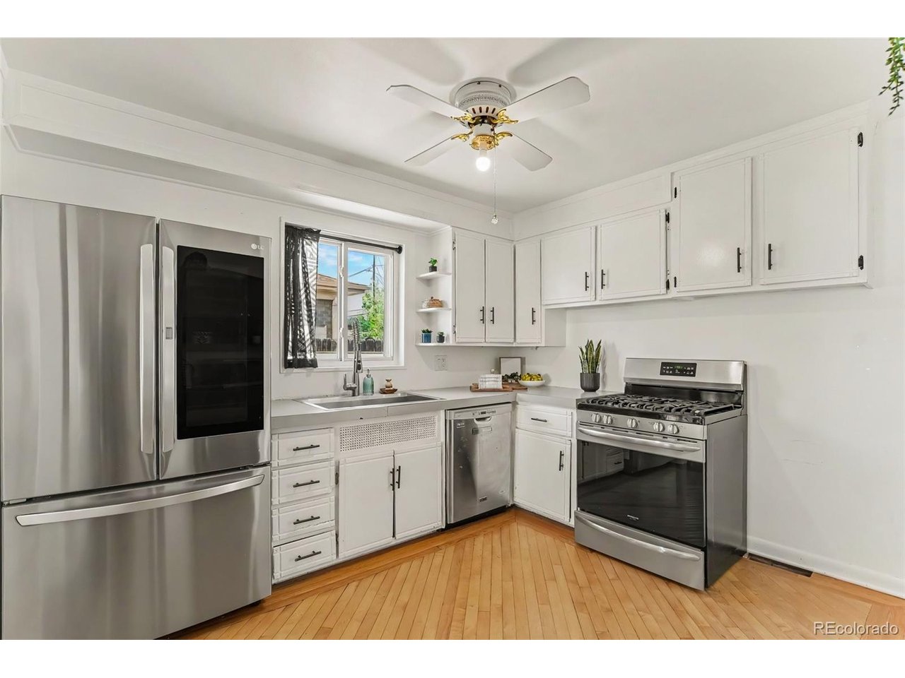 6910 Ruth Way, Denver, CO 80221 — photo 3