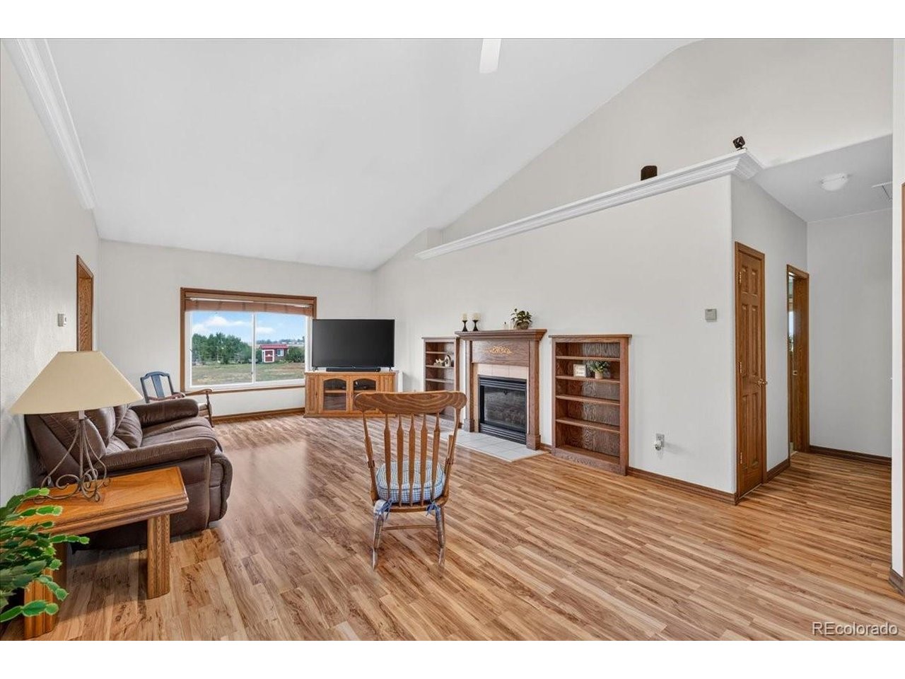 55739 E Apache Pl, Strasburg, CO 80136 — photo 3