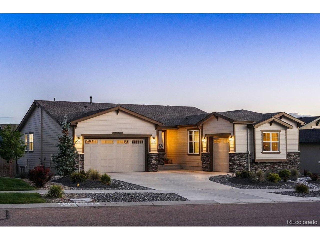 4354 Hanging Lake Cir — photo