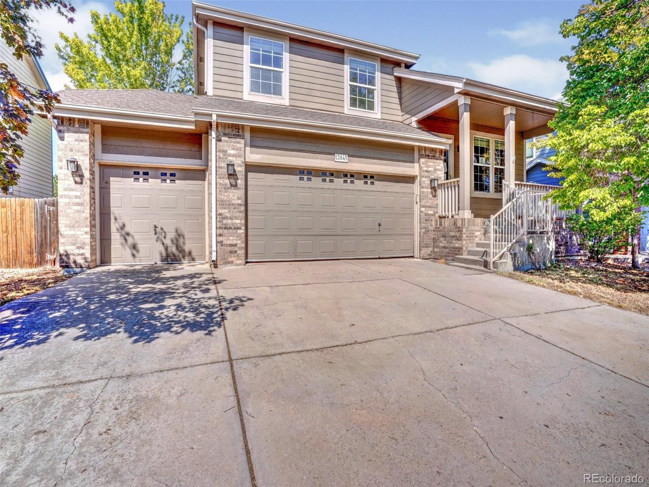 13845 Elizabeth St — photo