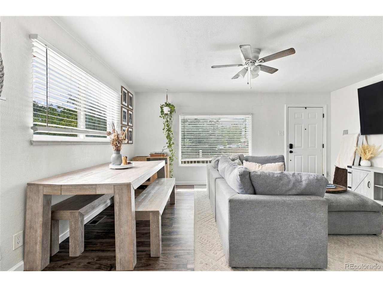 10607 Lowry Pl — photo