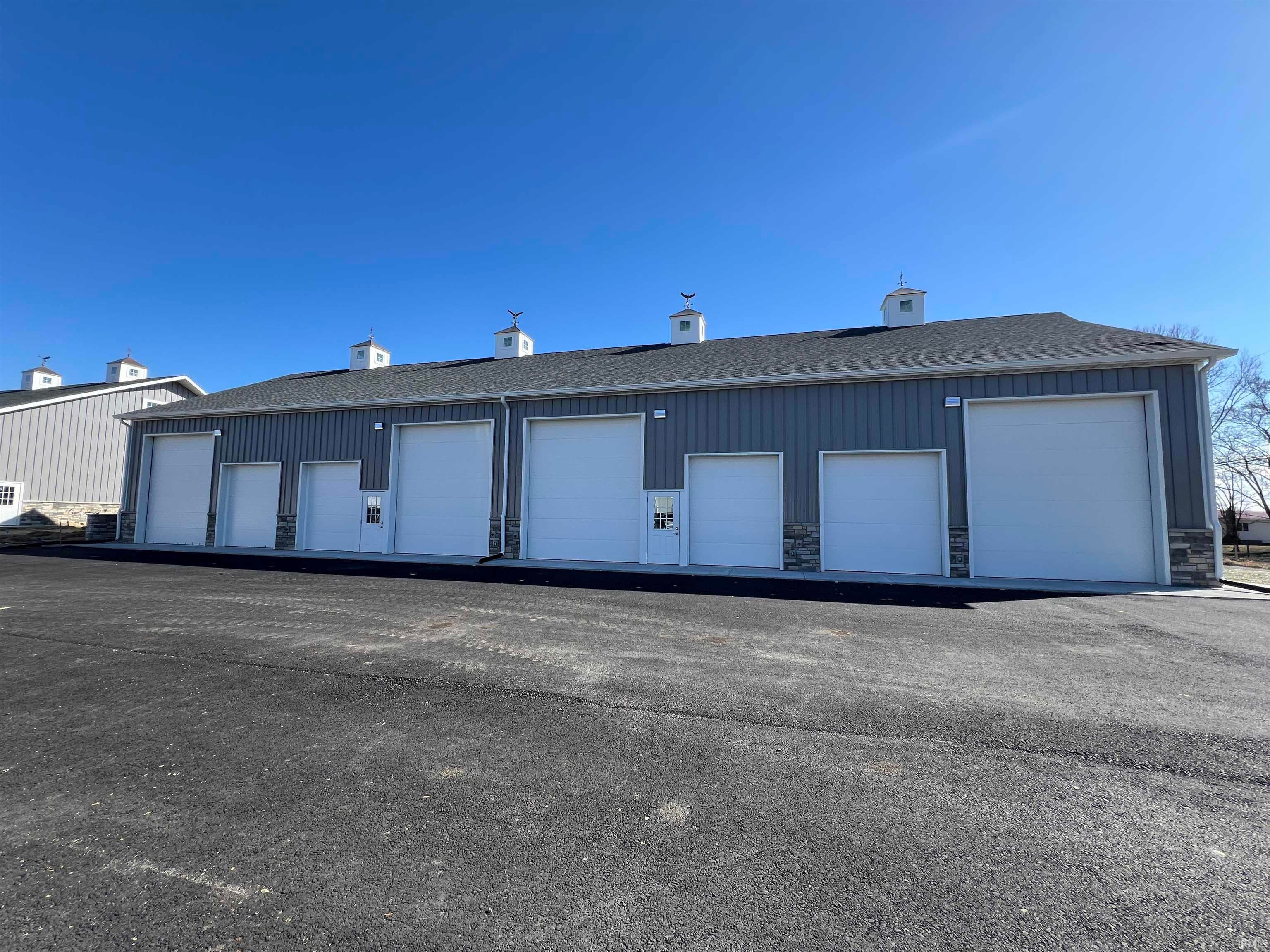 18710 Tamarack Road 1 A,B,C — photo
