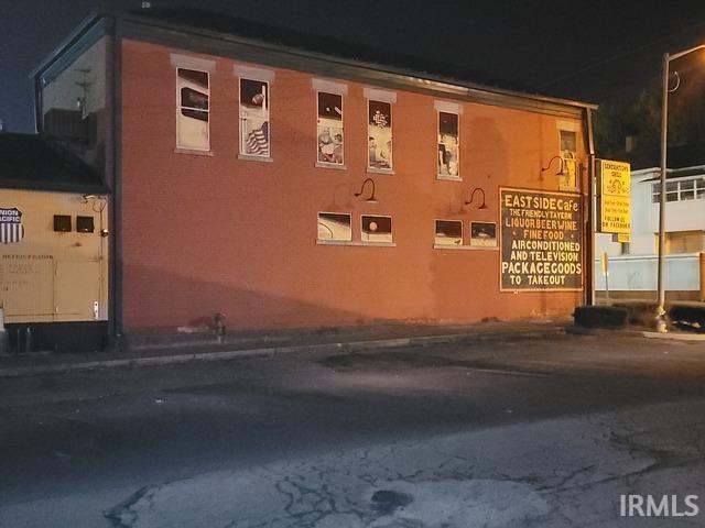 1500 N E Street — photo