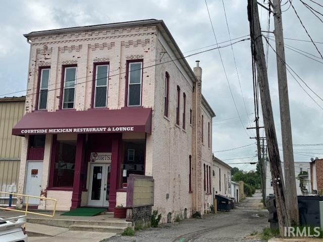 112 E Spring — photo