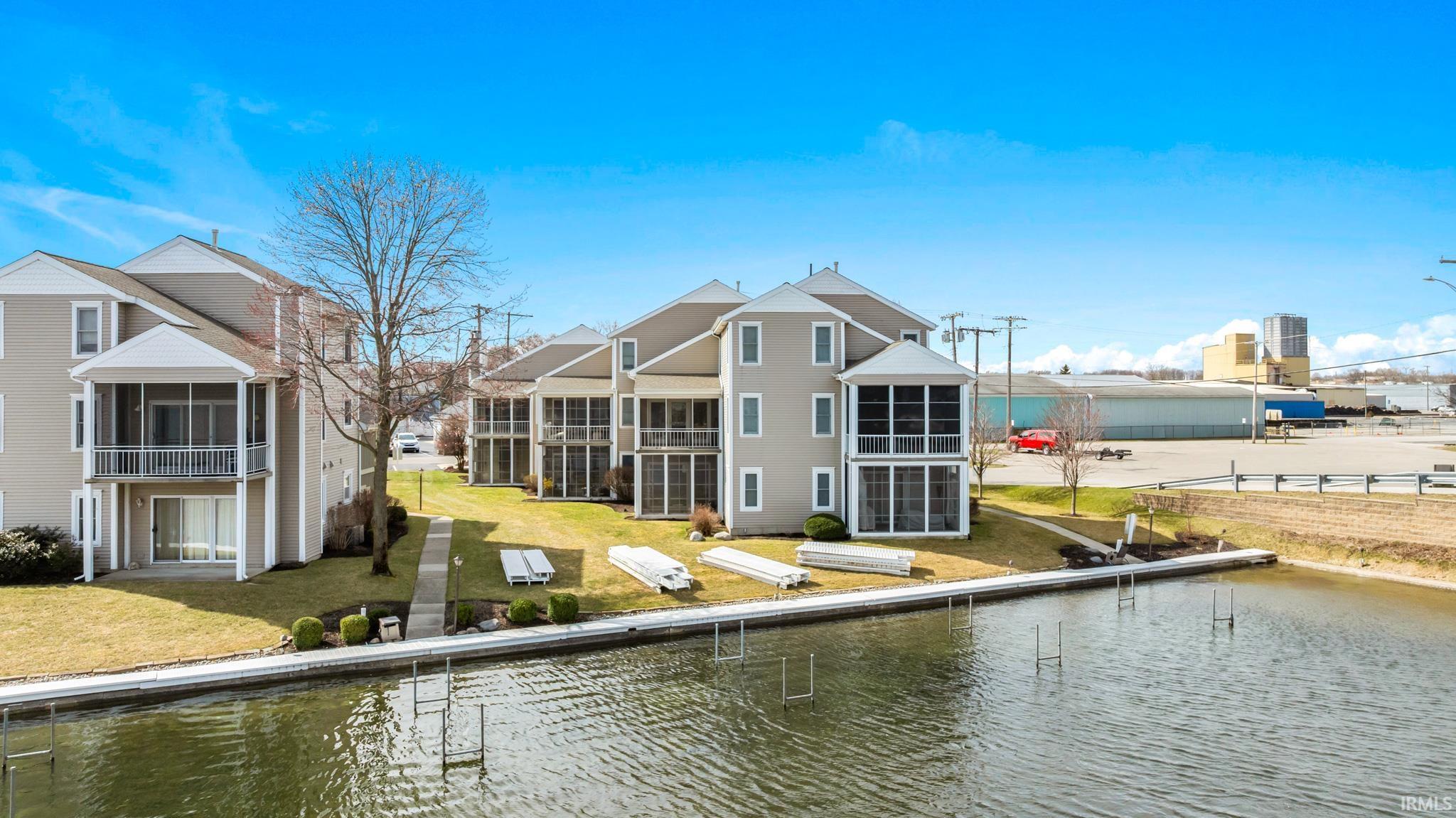 300 E Medusa Street 5D — photo