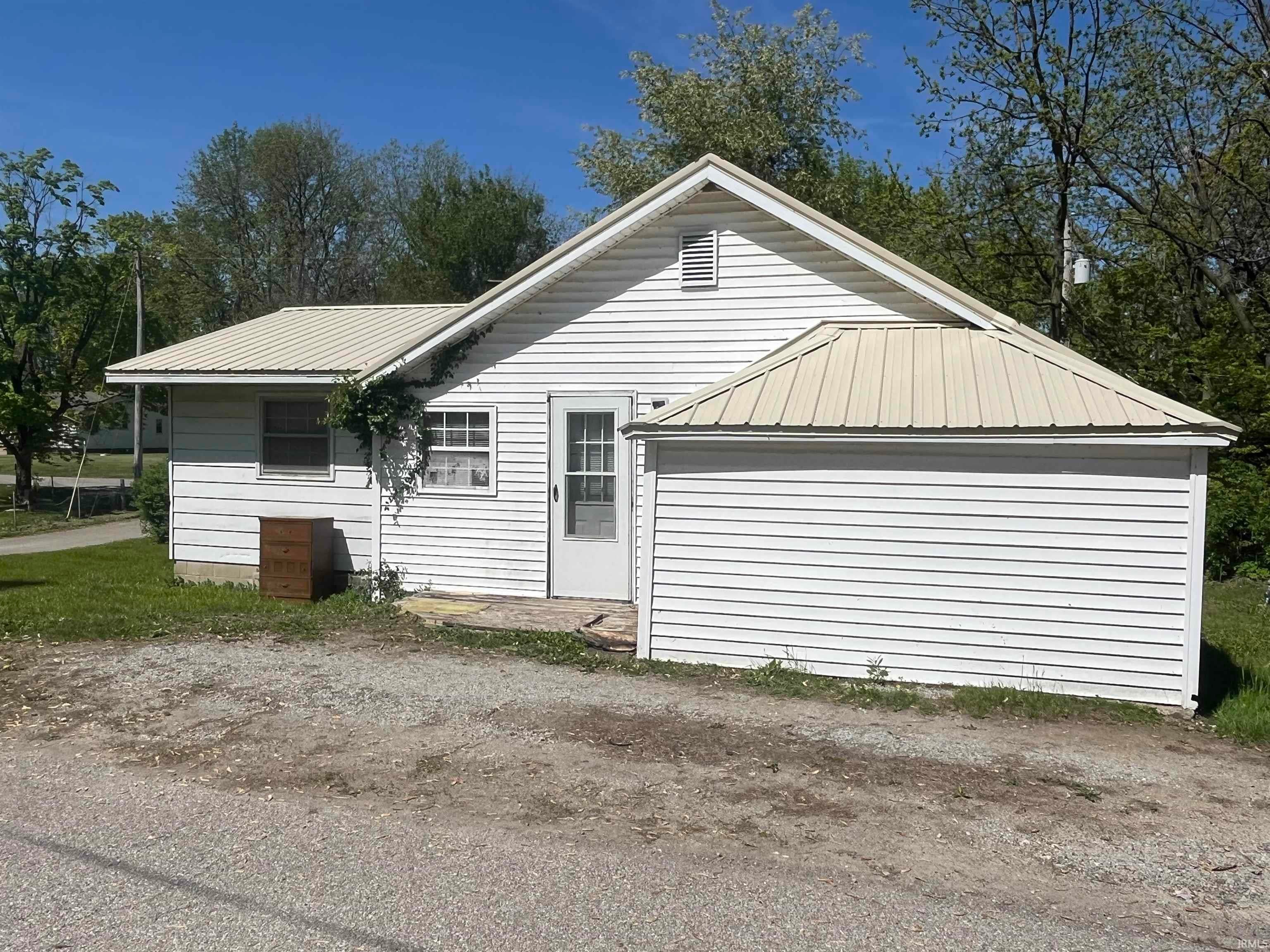 4915 E White Point Drive — photo