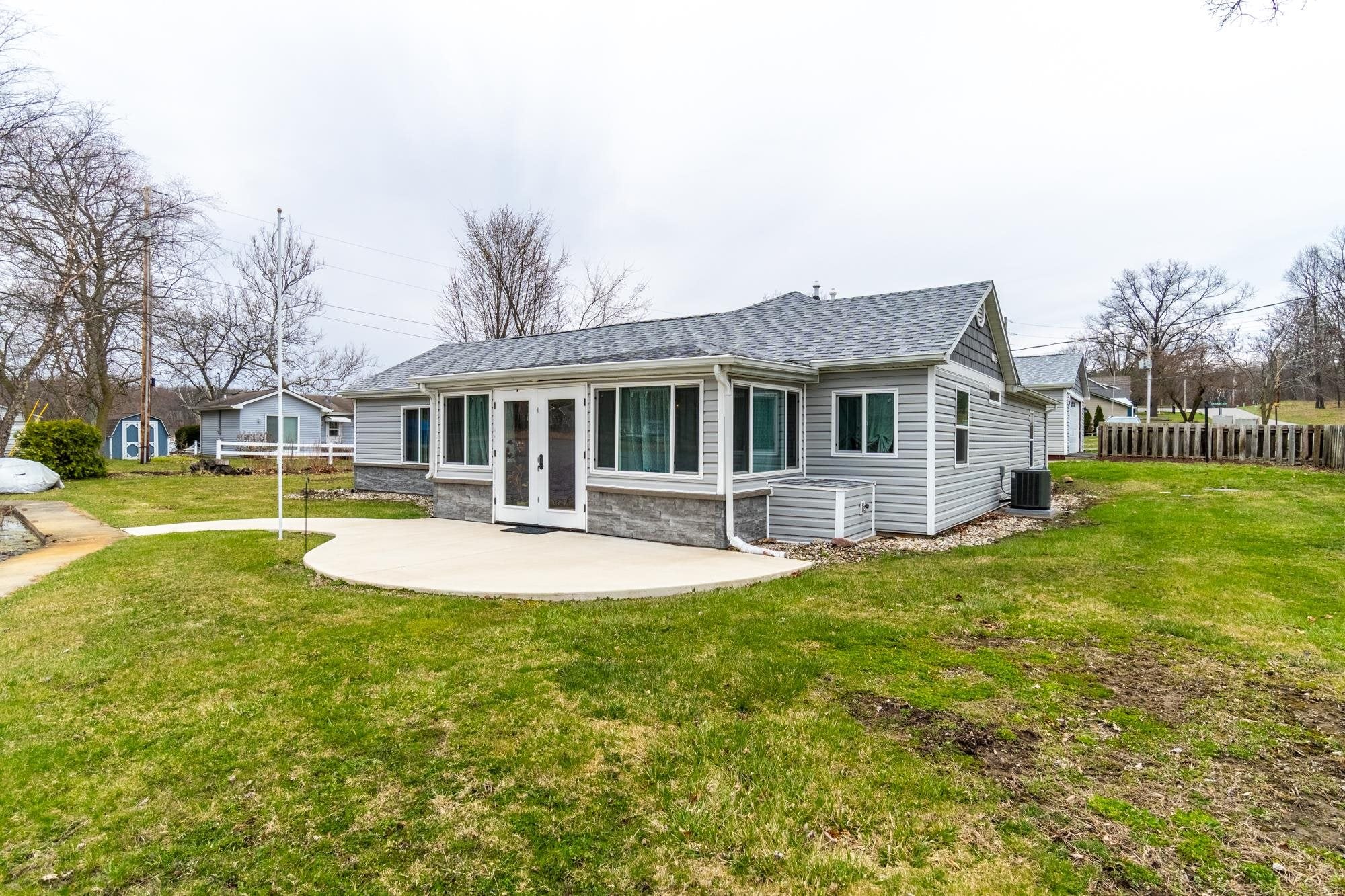 2255 N 400 W Crooked Lake — photo