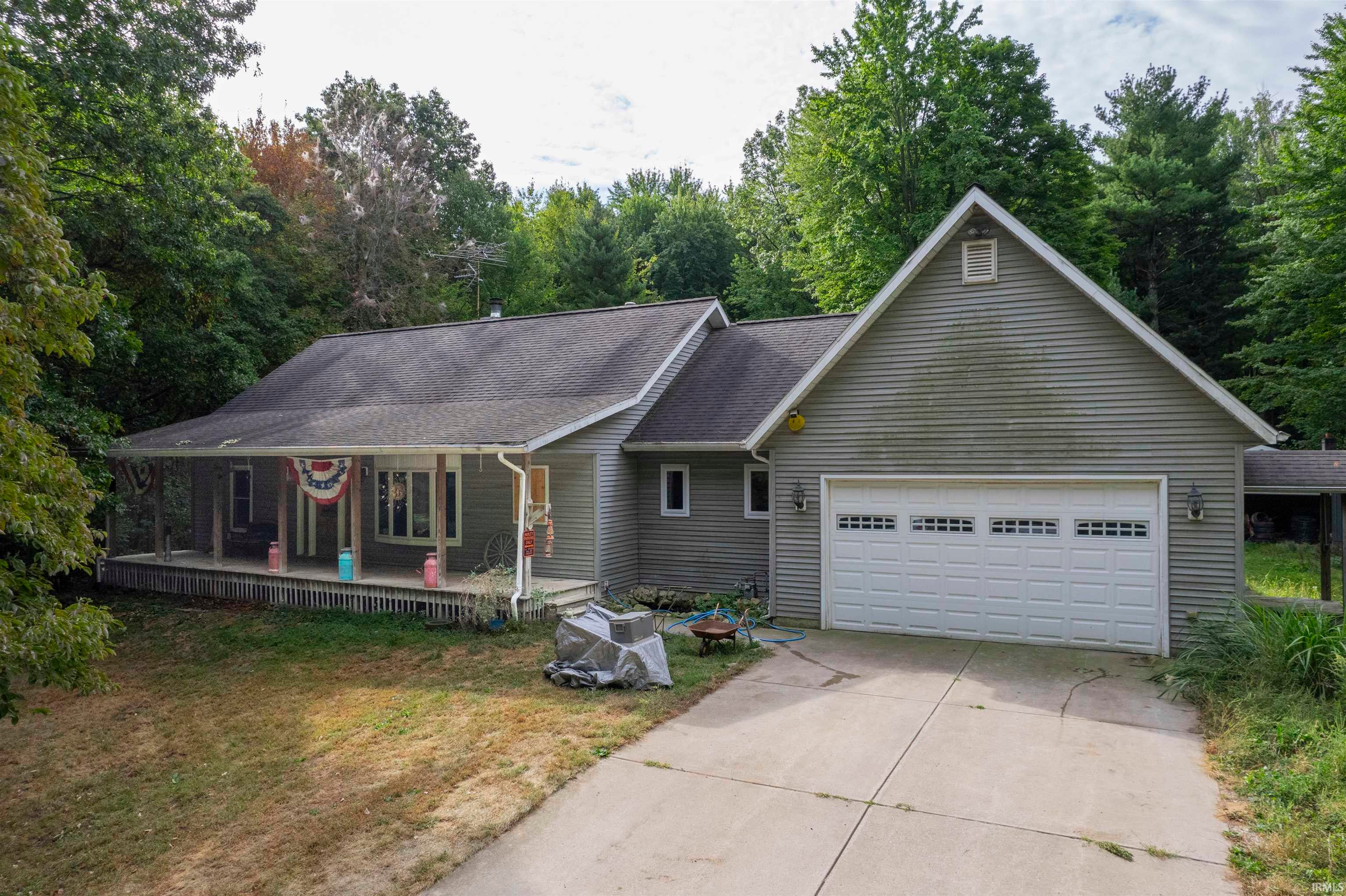 344 E 650 N. — photo