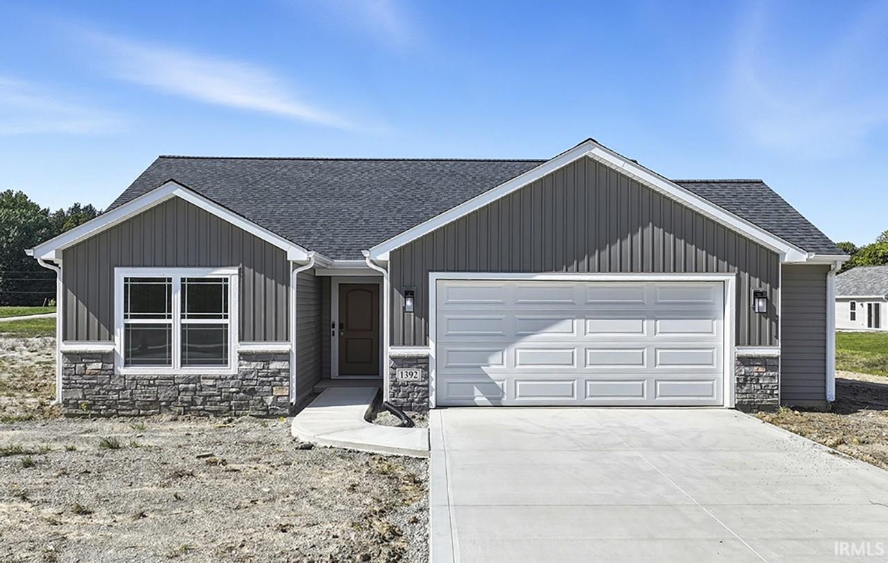 1392 Lancelot Lane — photo