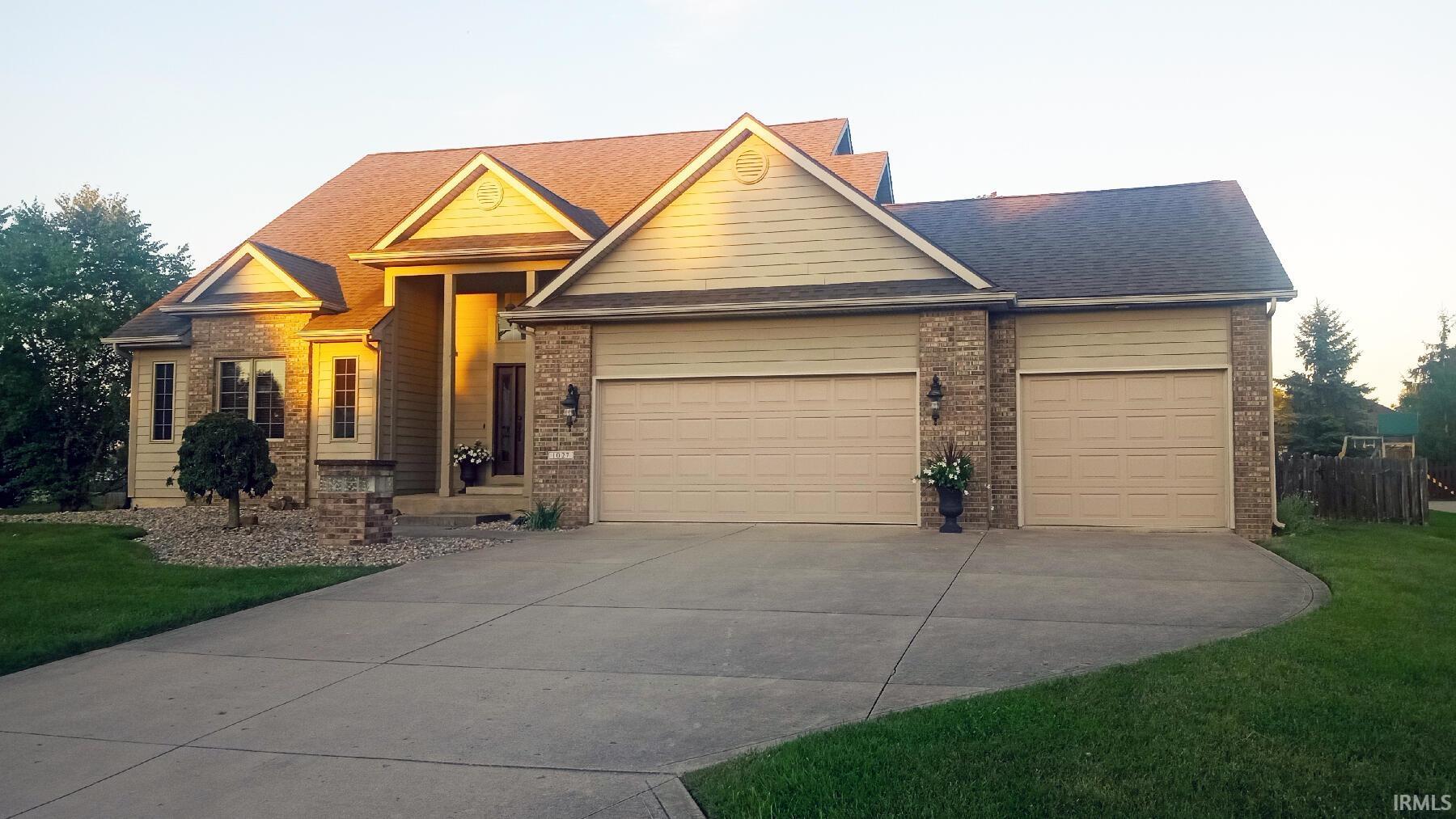 1027 Blackthorn Cove — photo