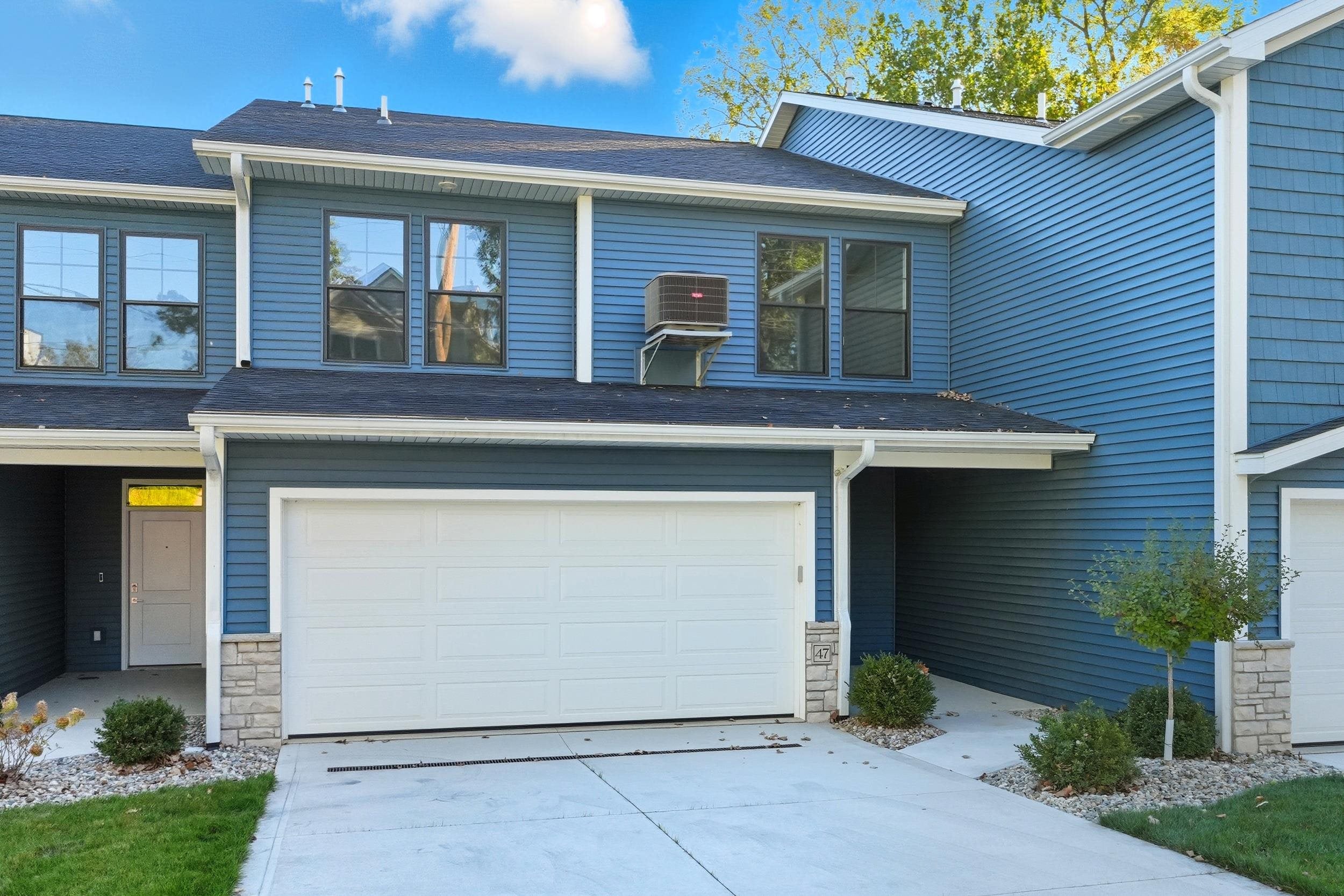 47 Lane 345 Crooked Lk — photo