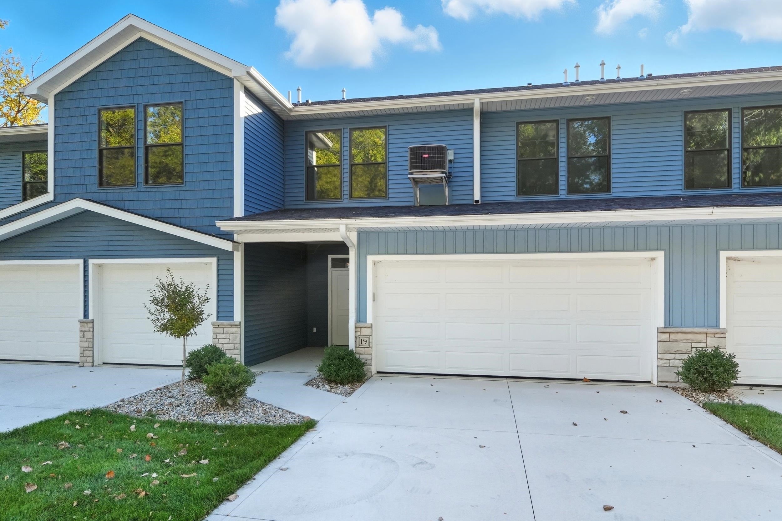 19 Lane 345 Crooked Lk — photo
