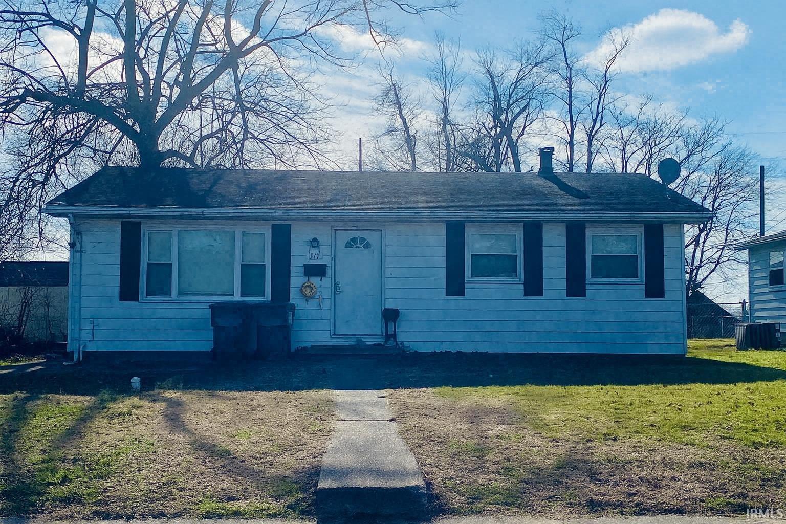 317 E Oak Street — photo