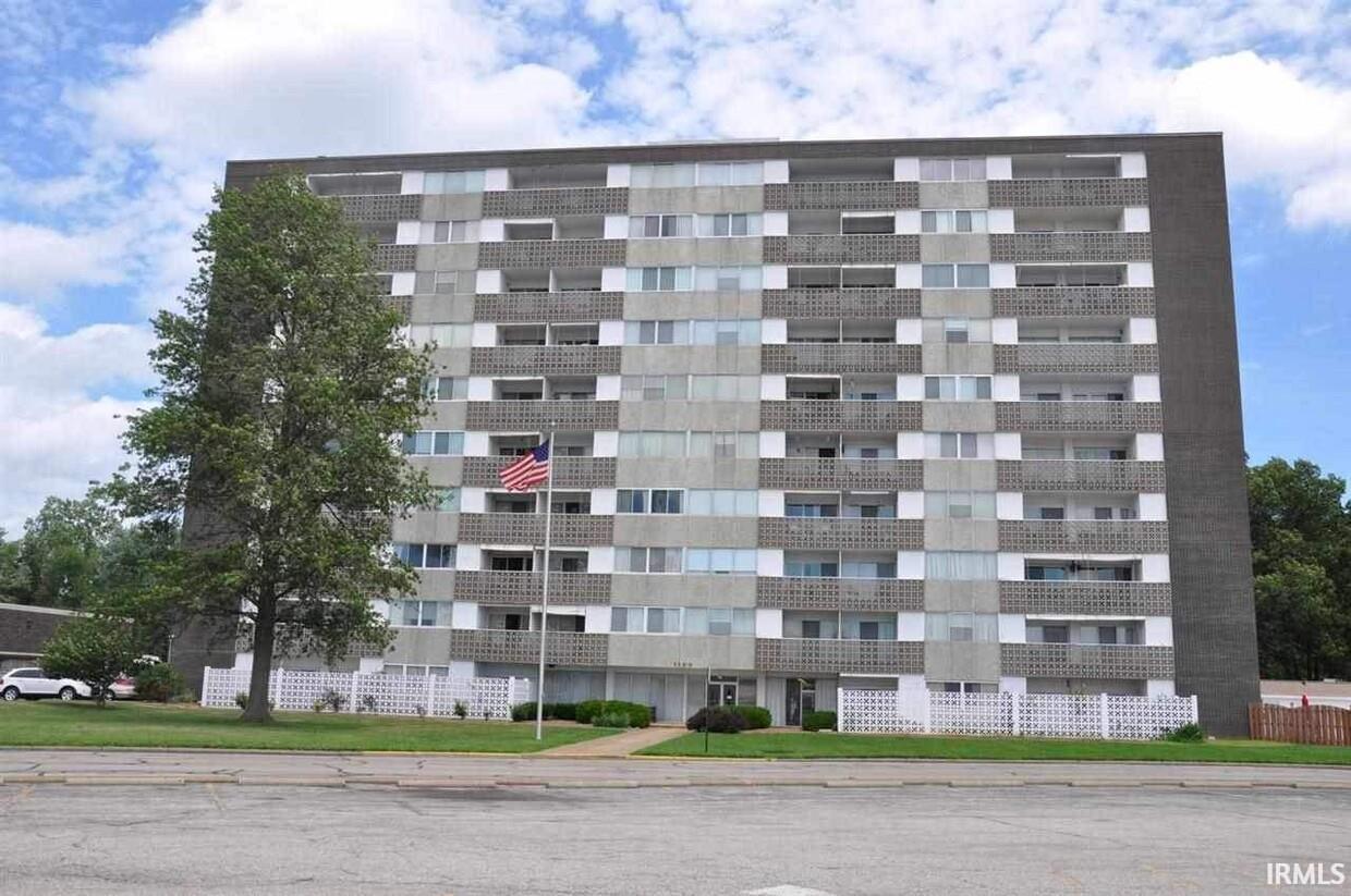 1100 Erie Avenue 802 — photo
