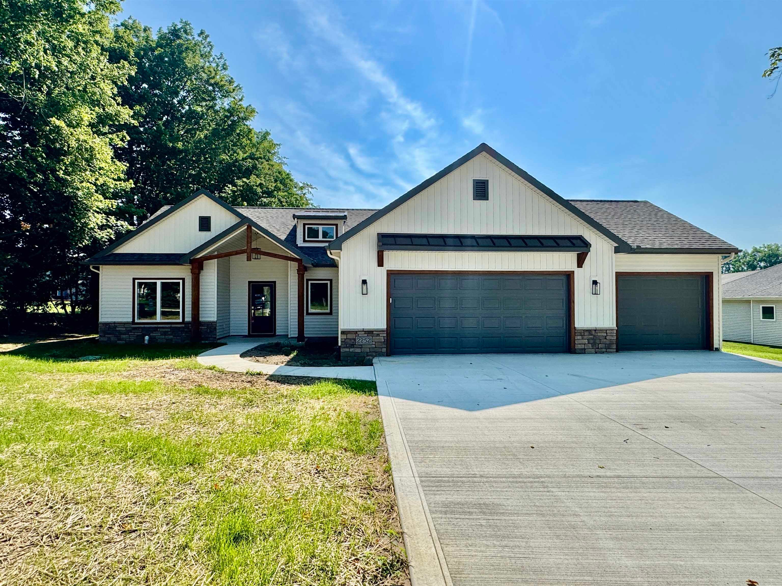 2252 Highlander Drive — photo