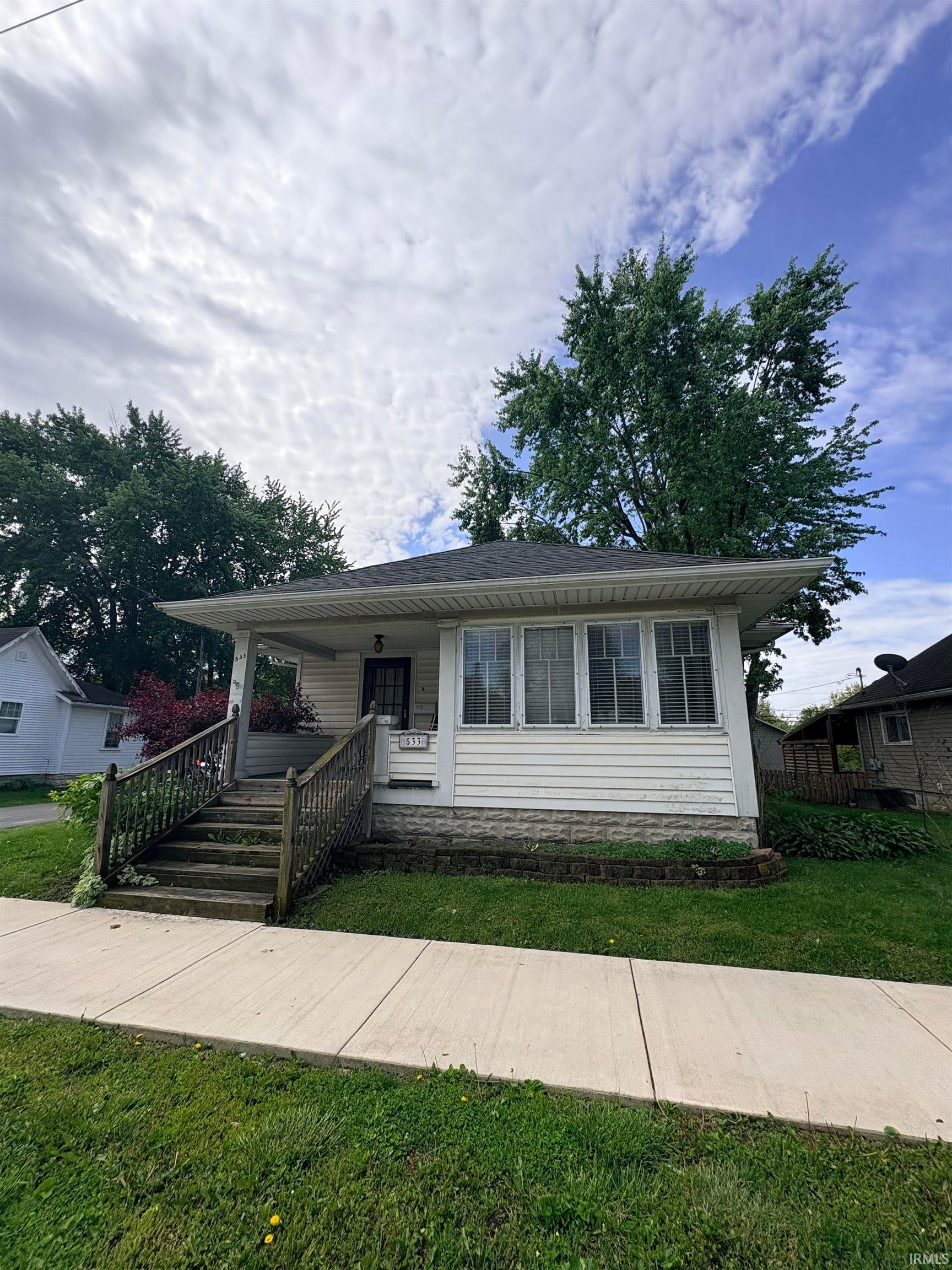 533 E Main Street — photo