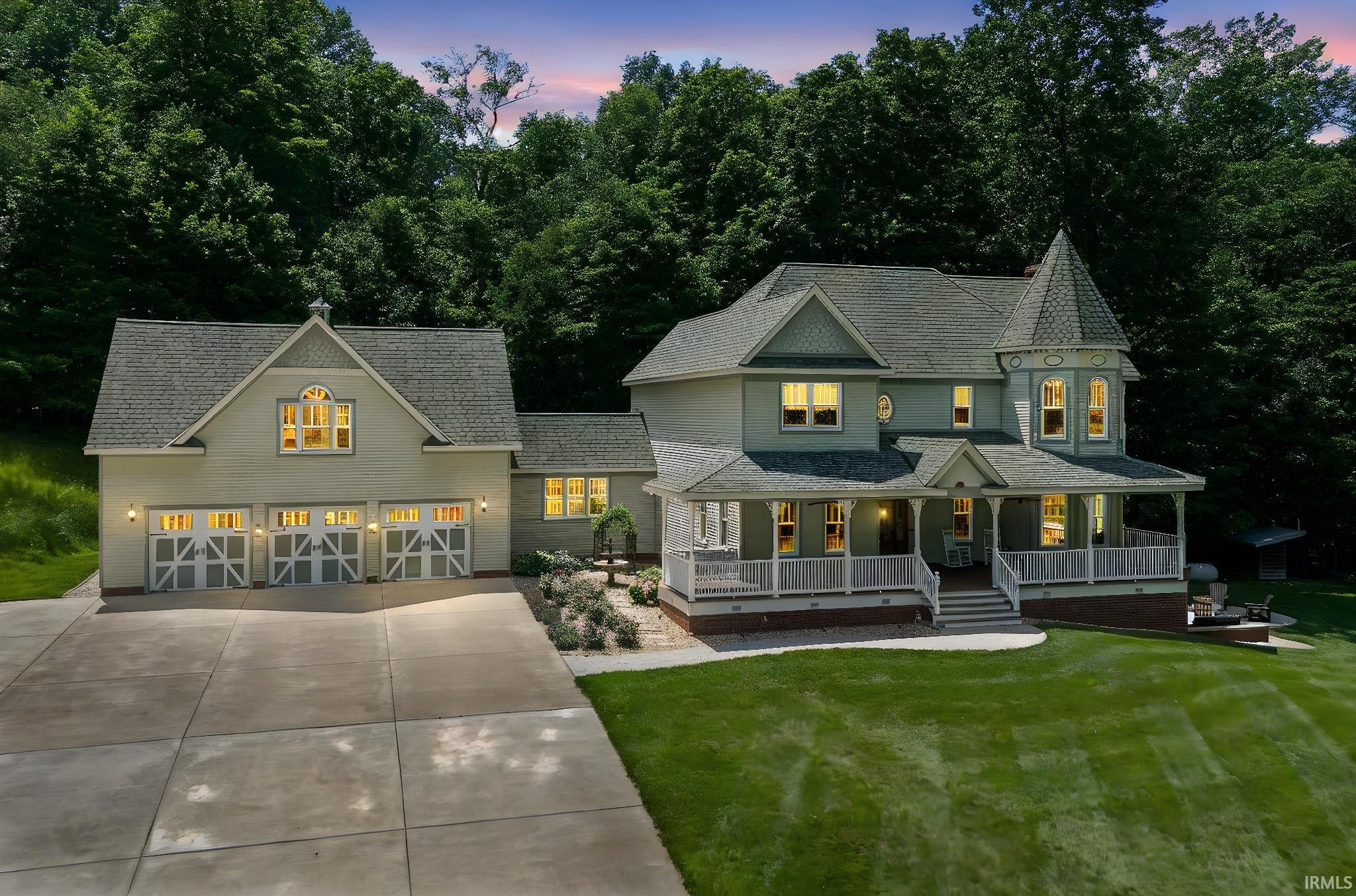 818 Emerald Drive — photo