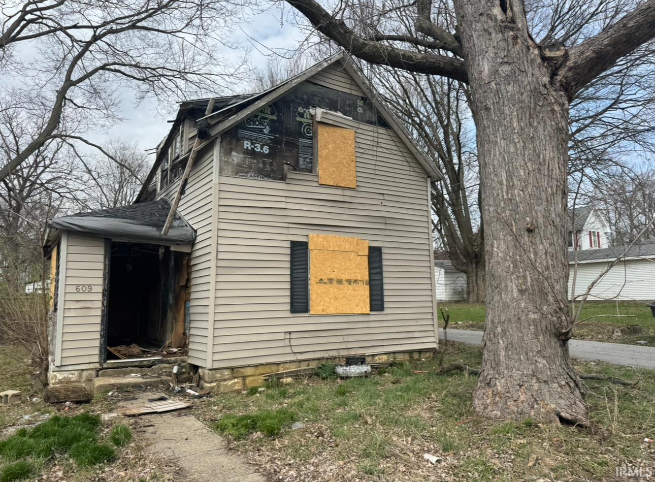 609 N Waugh Street — photo