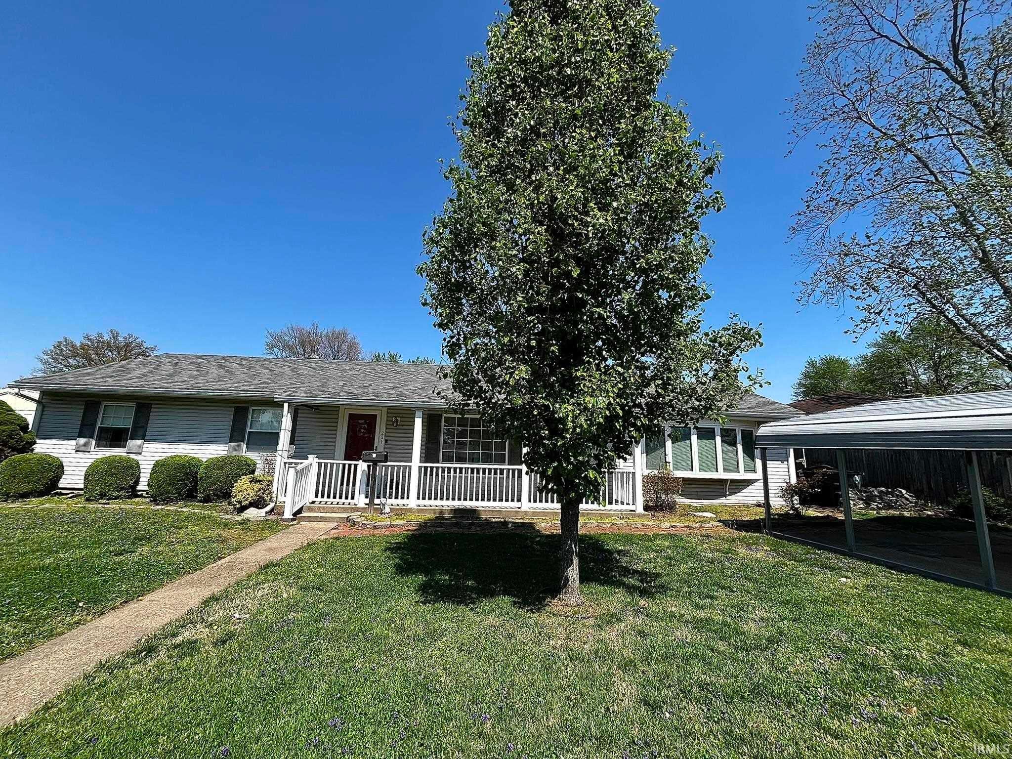 221 Fairway Drive — photo