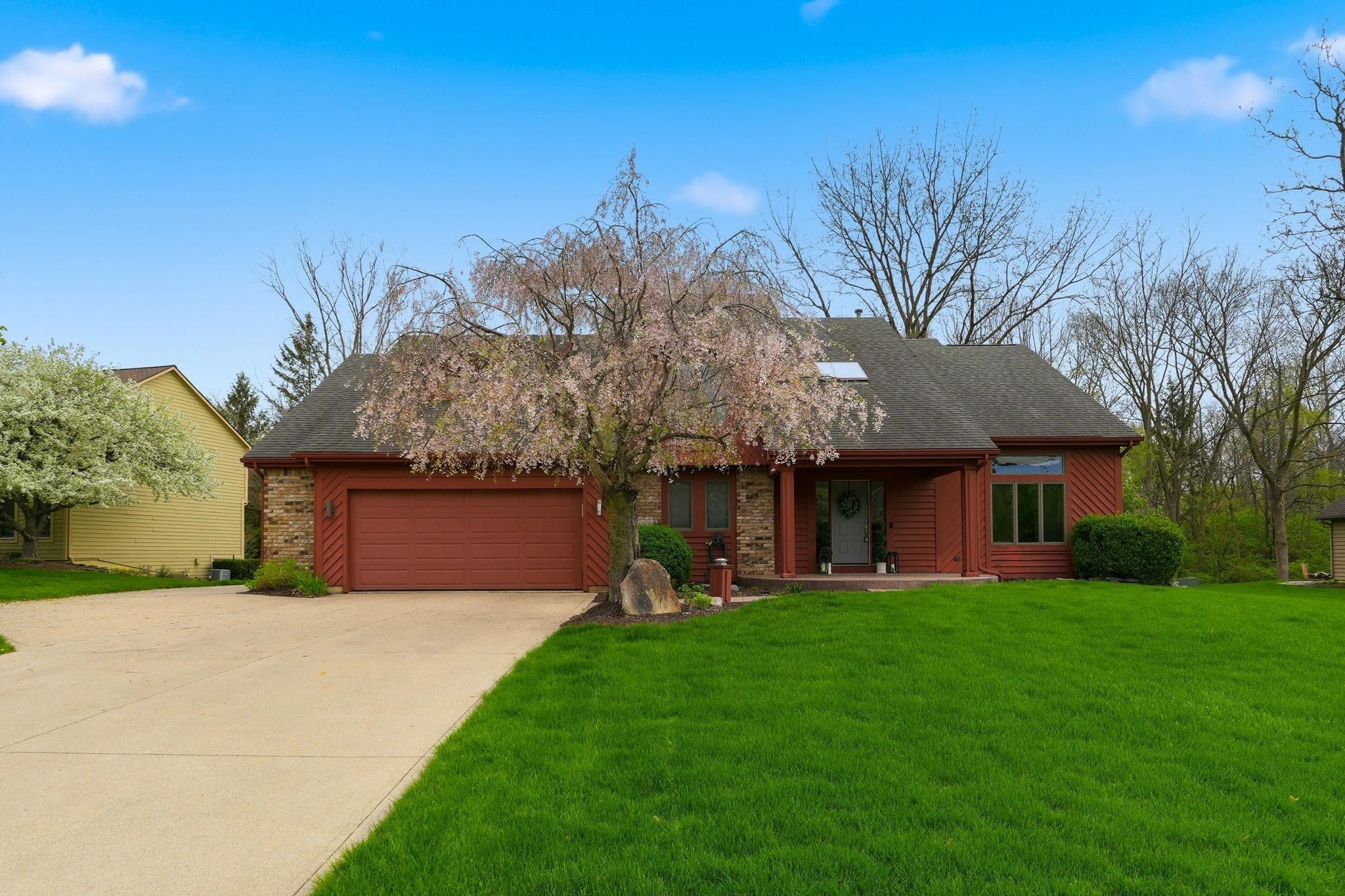 4317 Huntley Court — photo