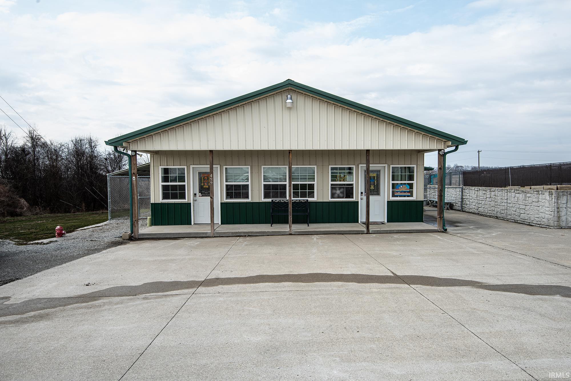 433 S Hickory Corner Road — photo