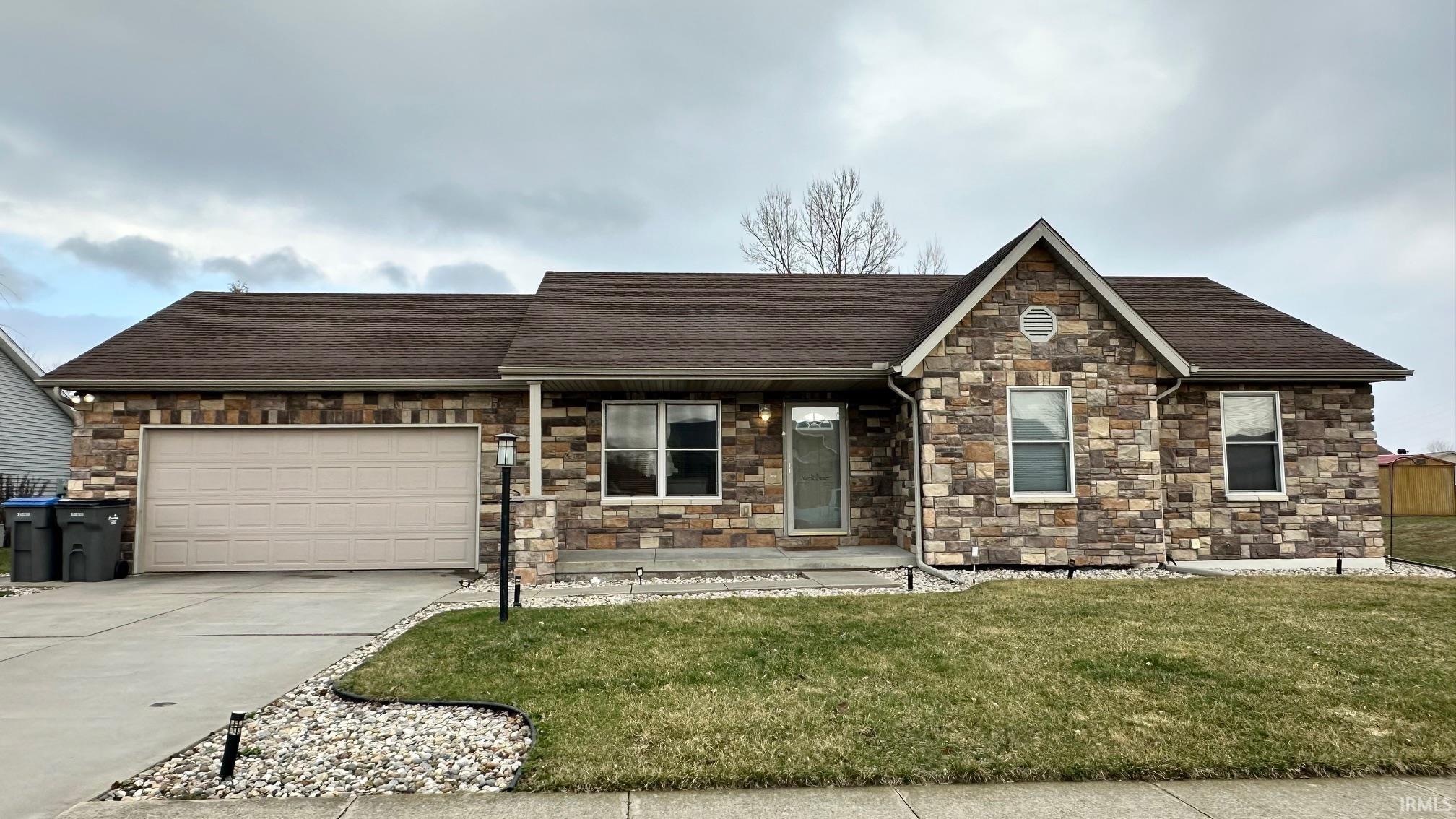 1312 Red Oak Drive — photo