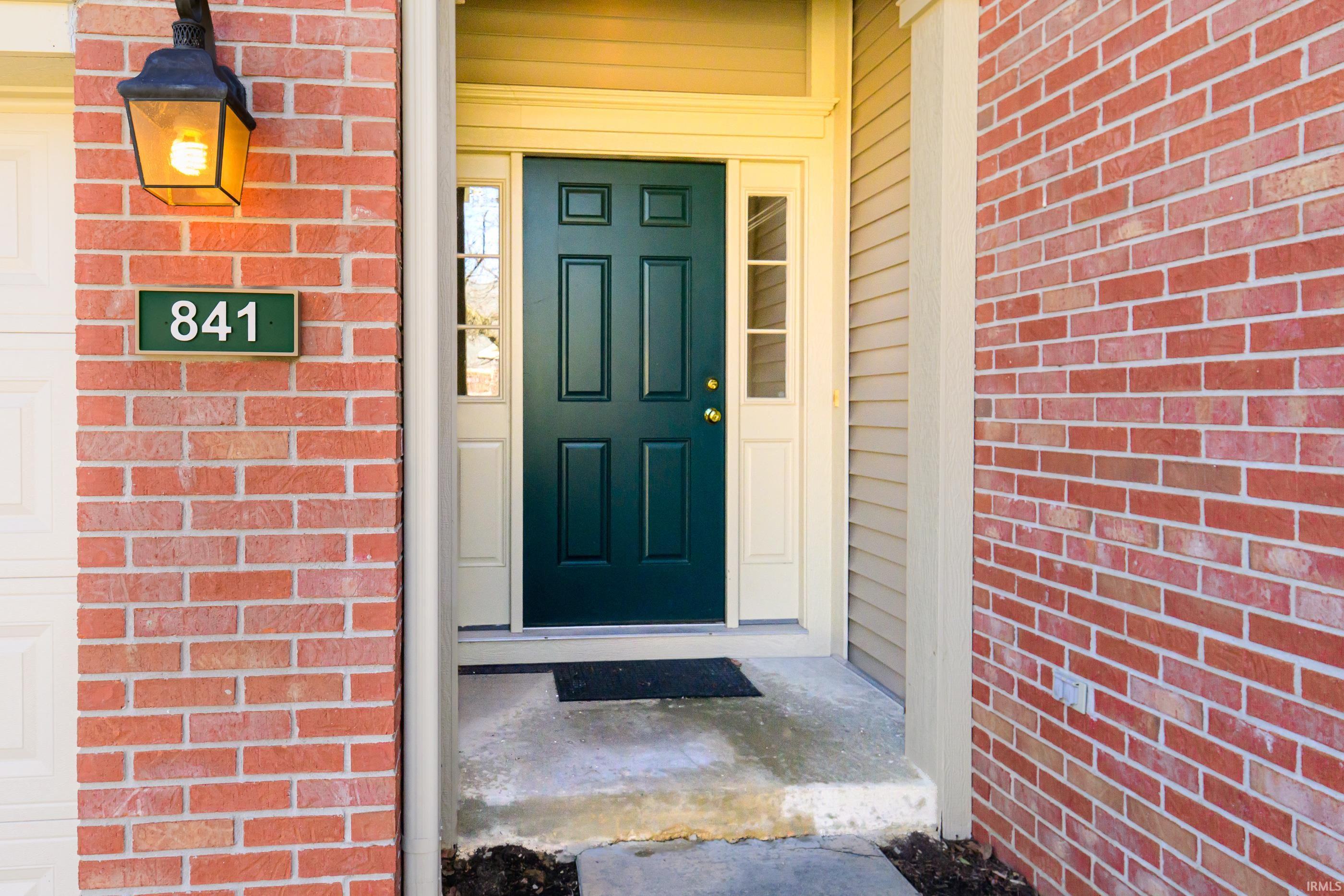 841 S Fieldcrest Court — photo