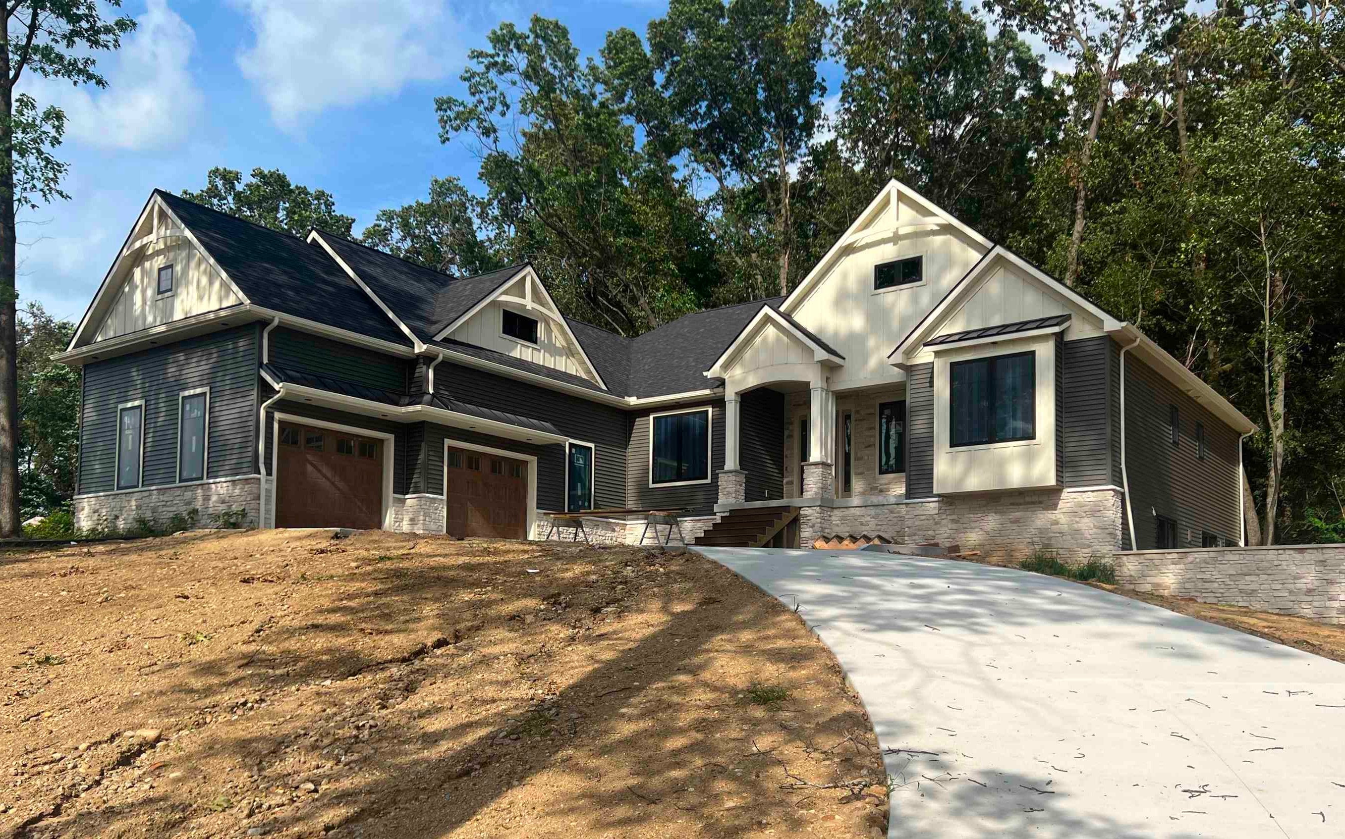 53300 Summer Breeze Drive — photo