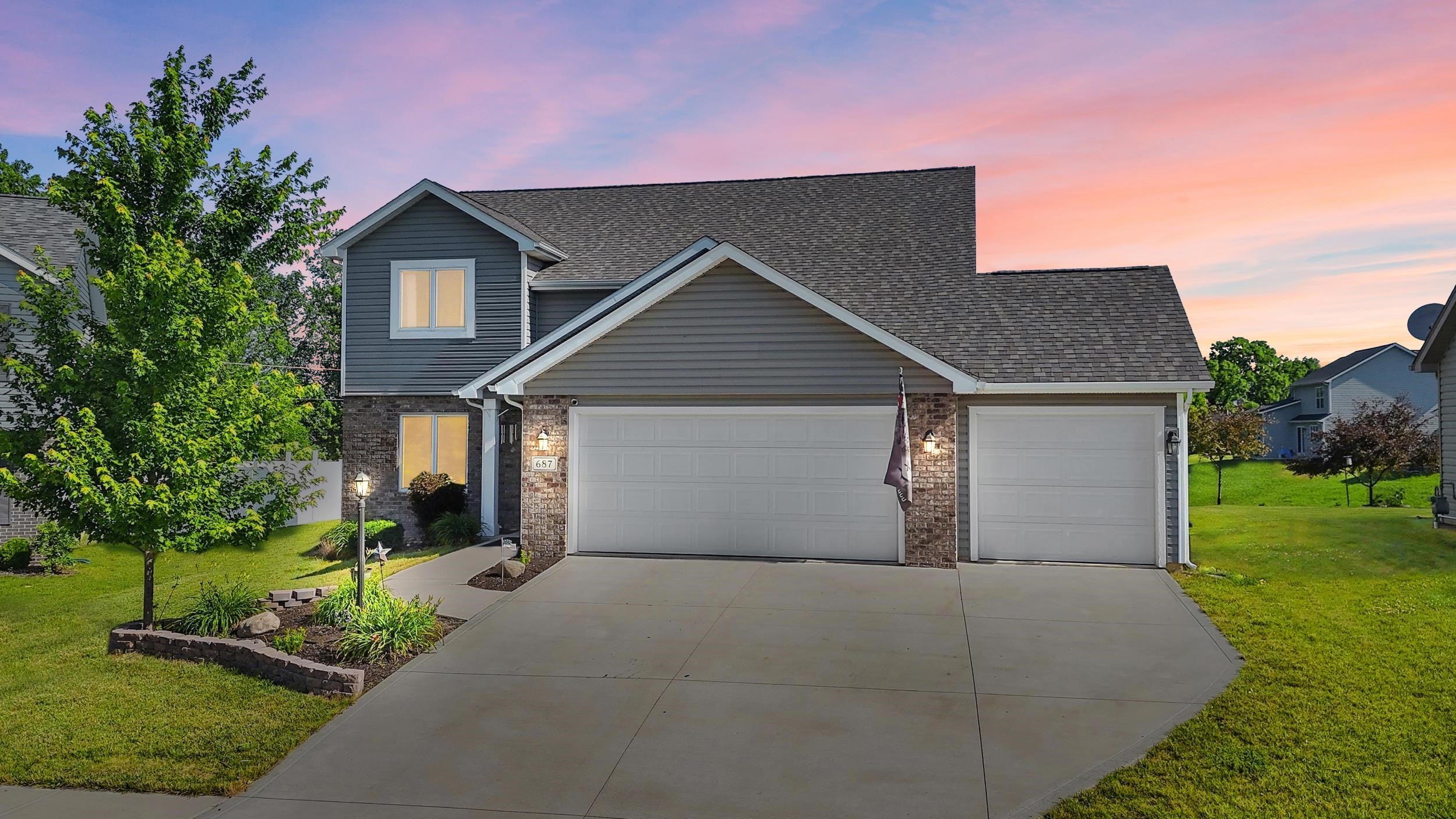 687 Sully Court — photo