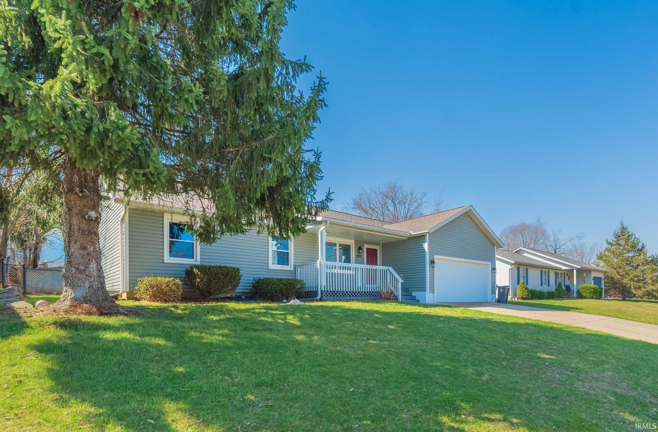 1007 W Countryside Lane — photo