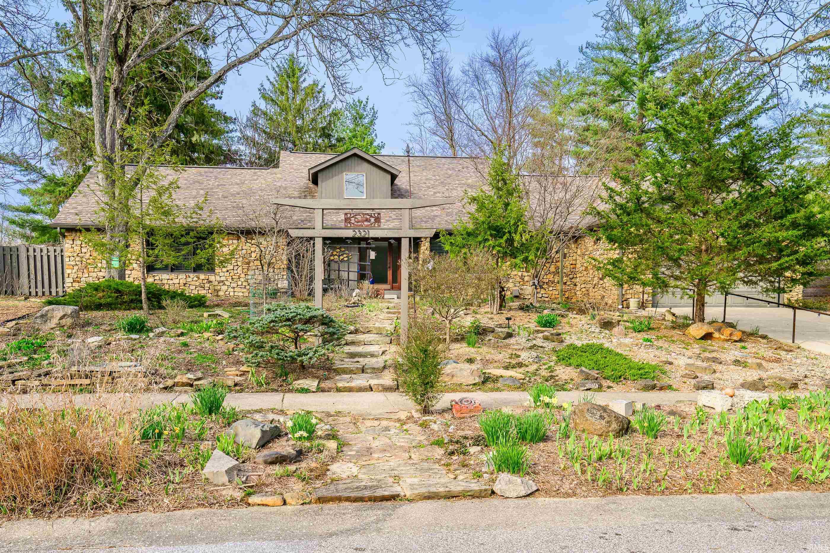 2321 E Rechter Road — photo