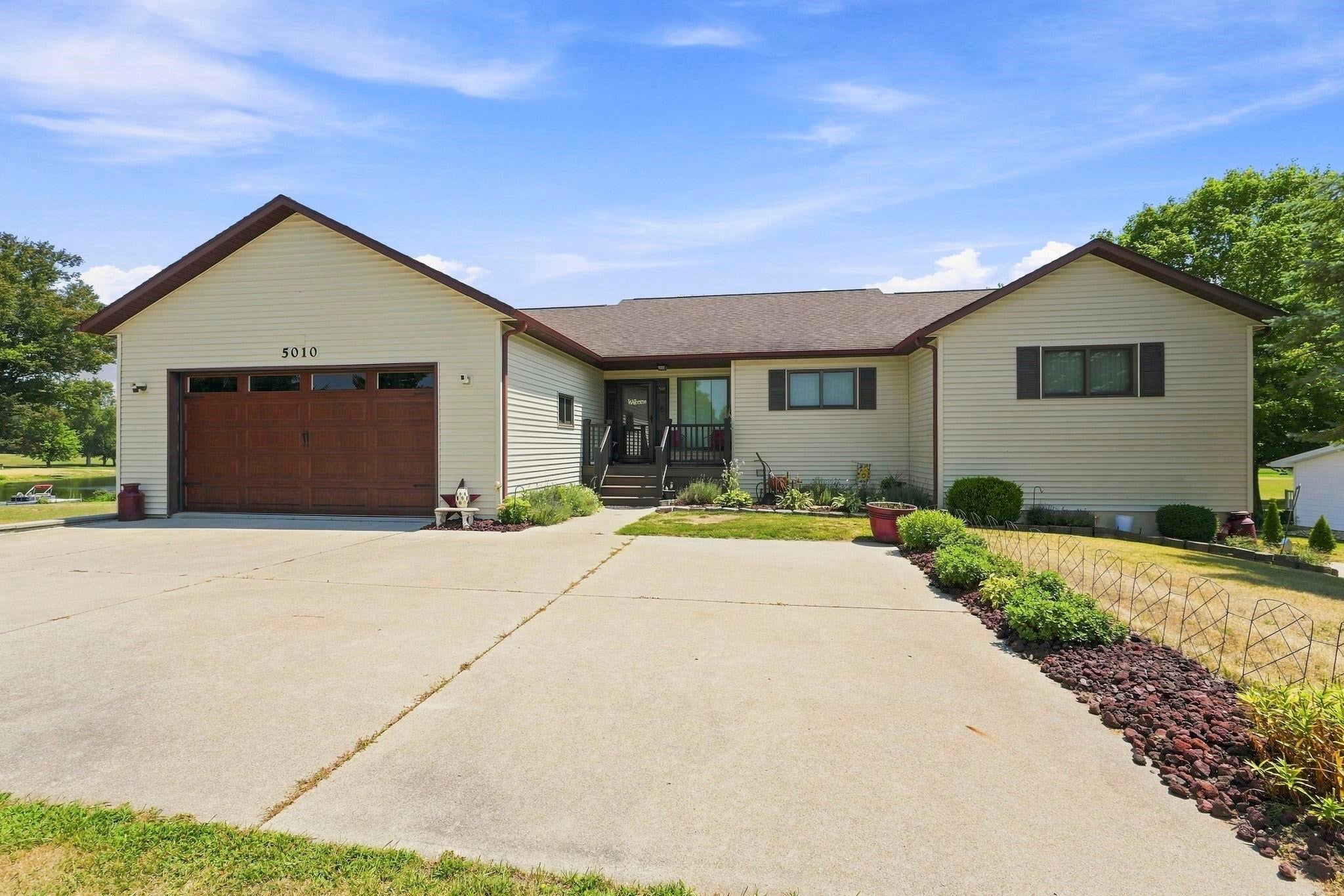 5010 Terry Lake Road — photo