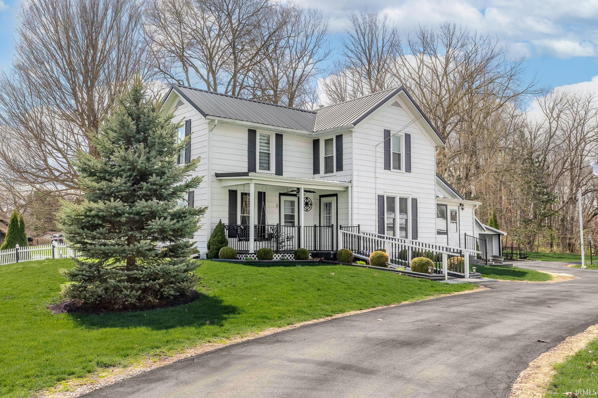 604 Vine Street — photo