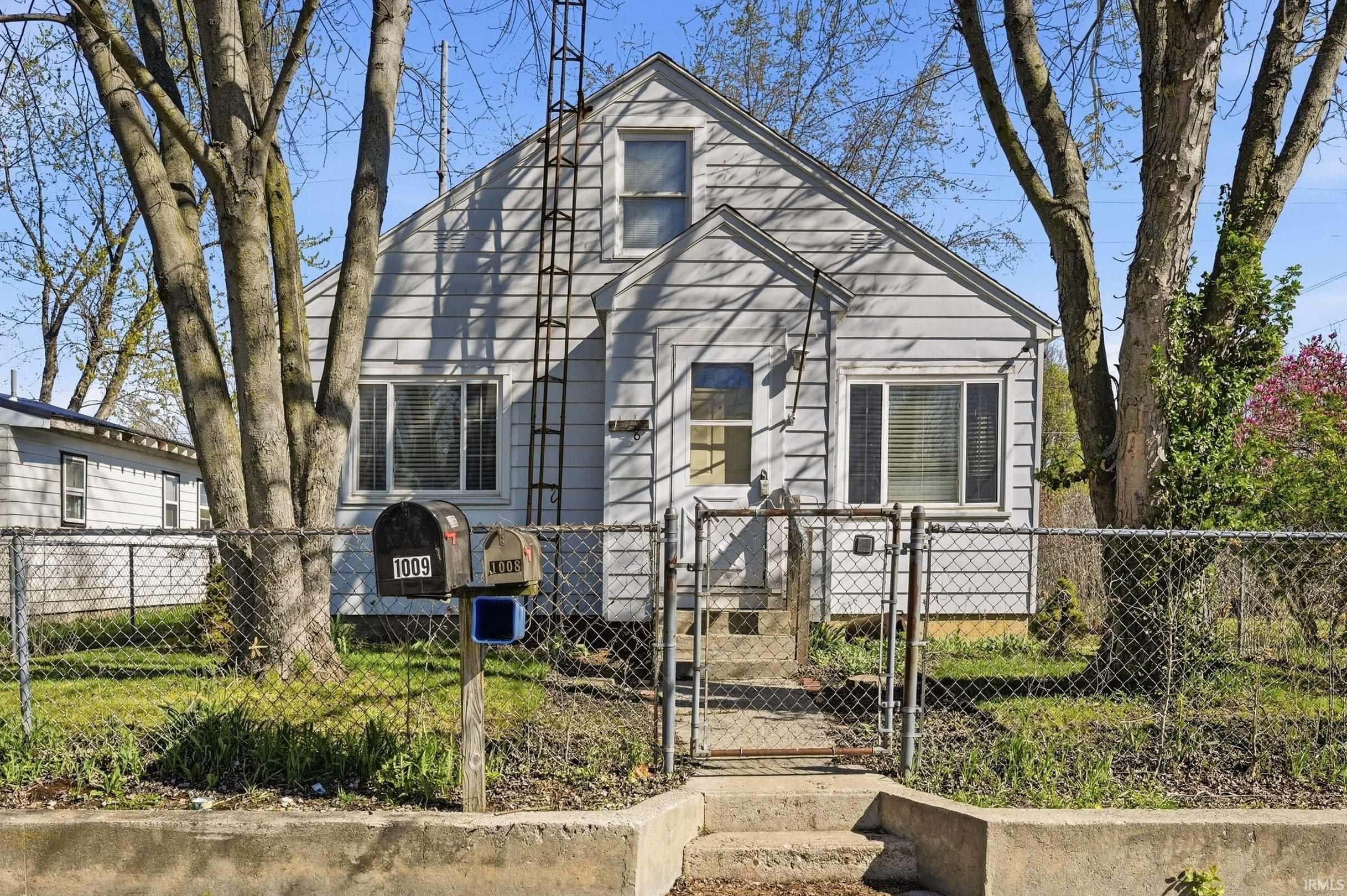 1008 W 16th Street — photo