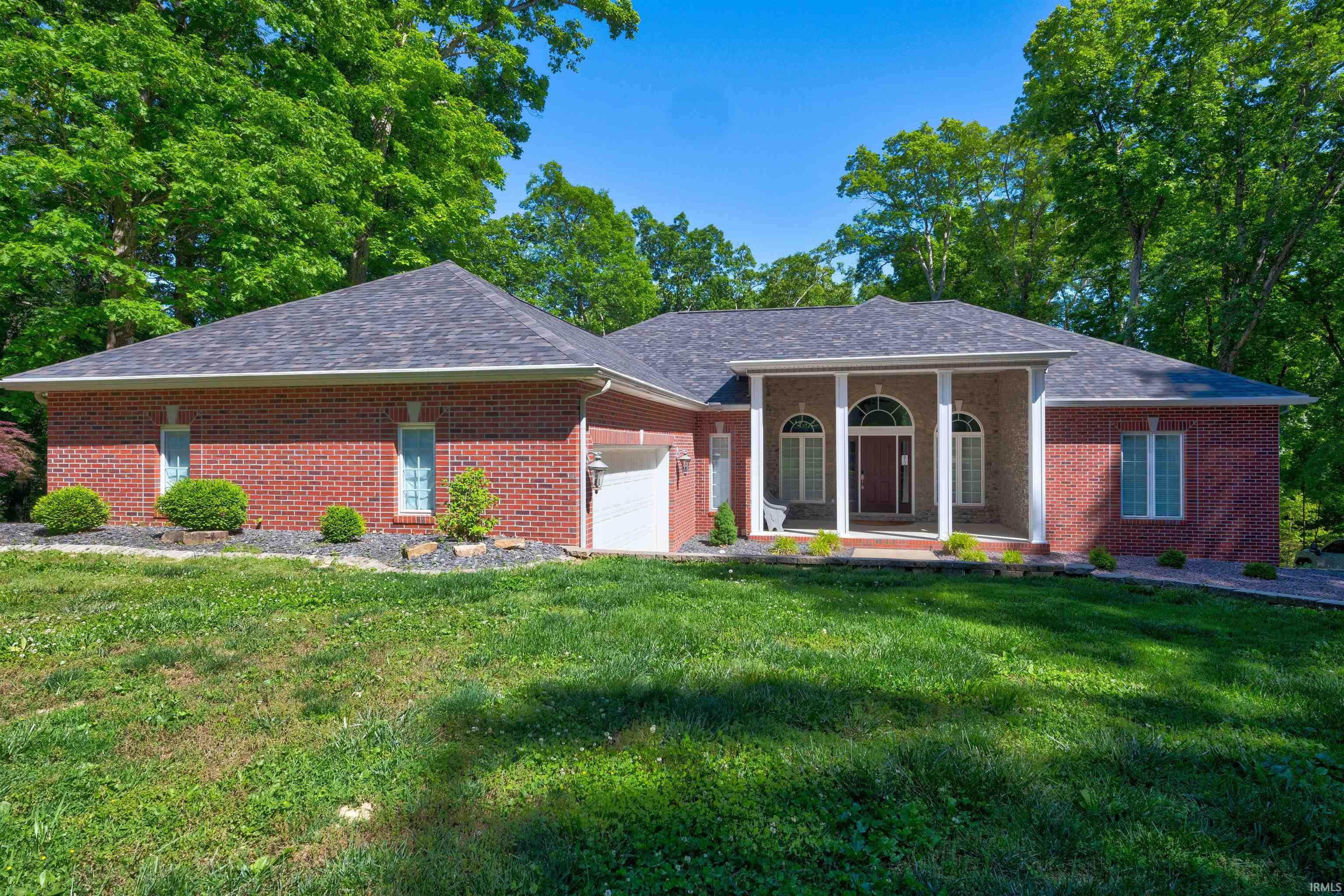 813 W Rudolph Lane — photo