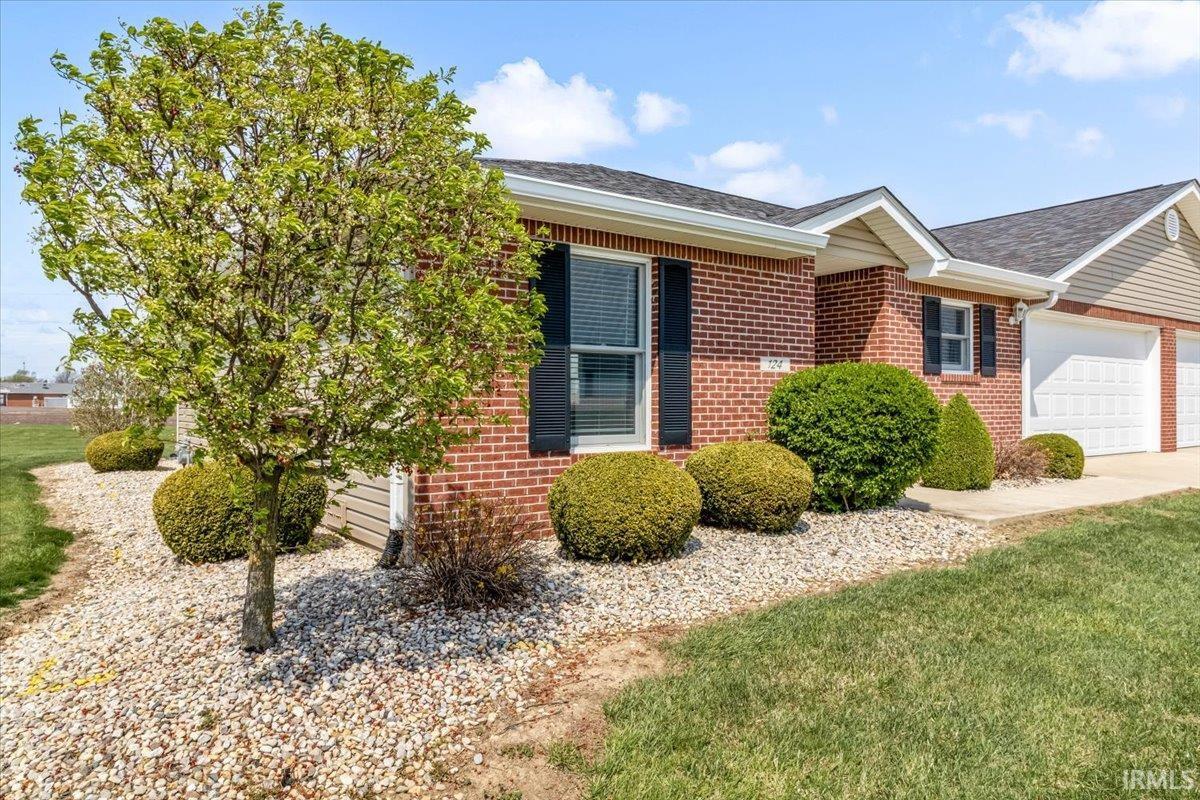 124 Sunset Drive — photo
