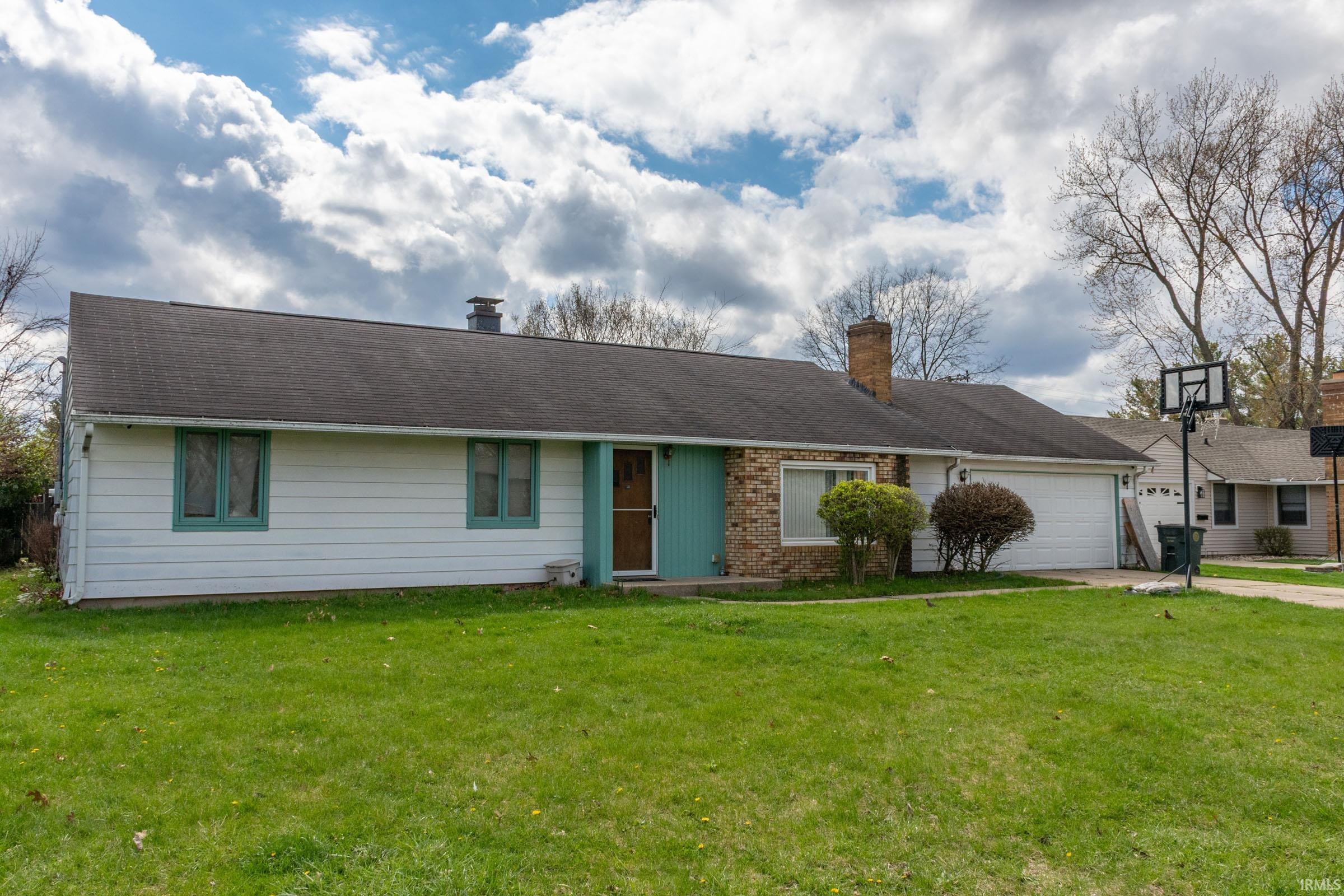 1662 Greenwood Drive — photo