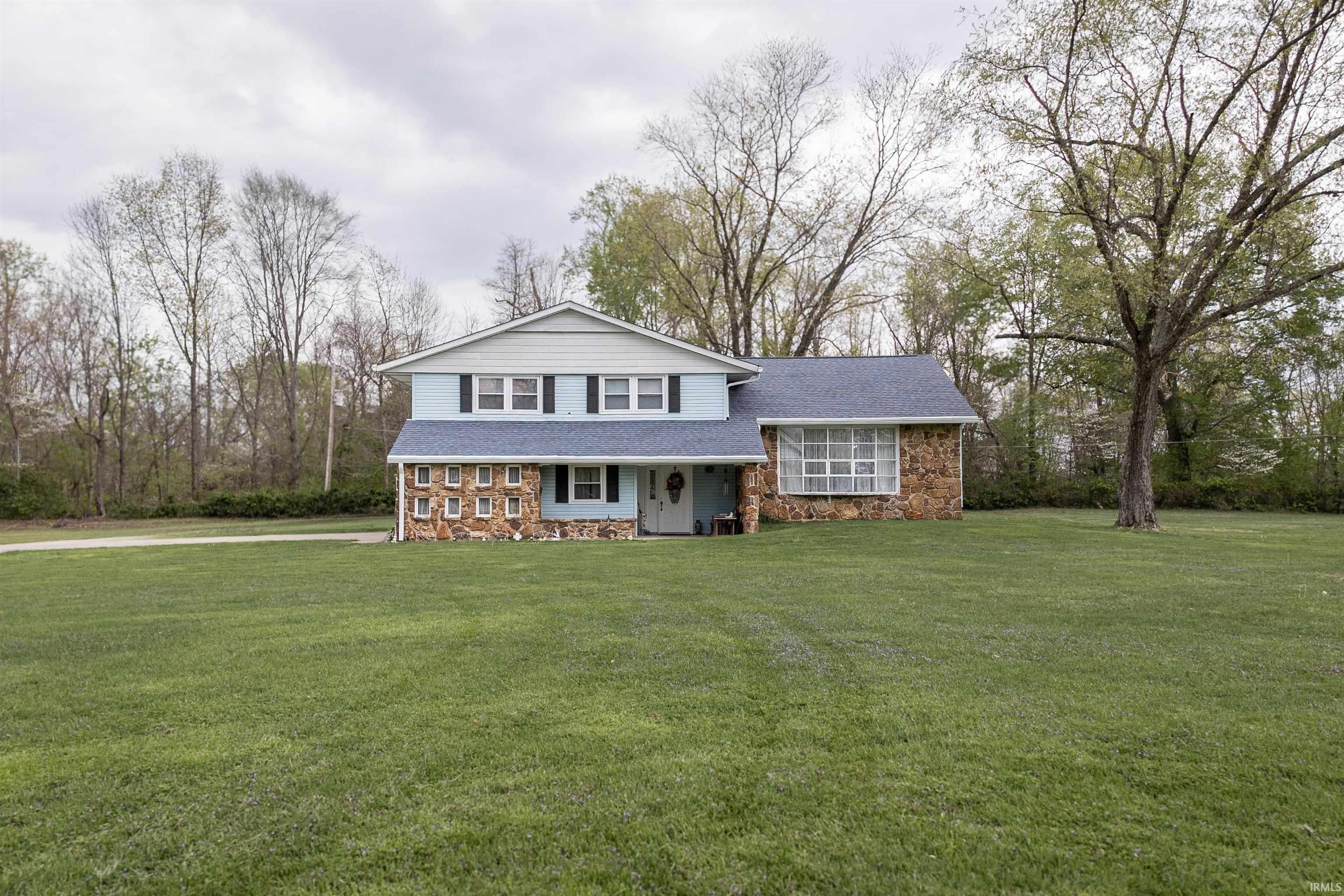 584 Trinton Circle — photo
