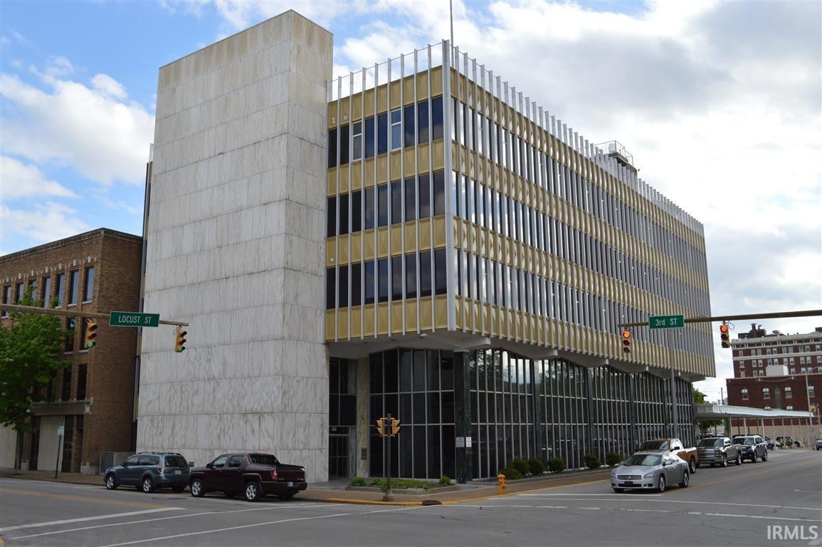 101 SE Third Street 3E — photo