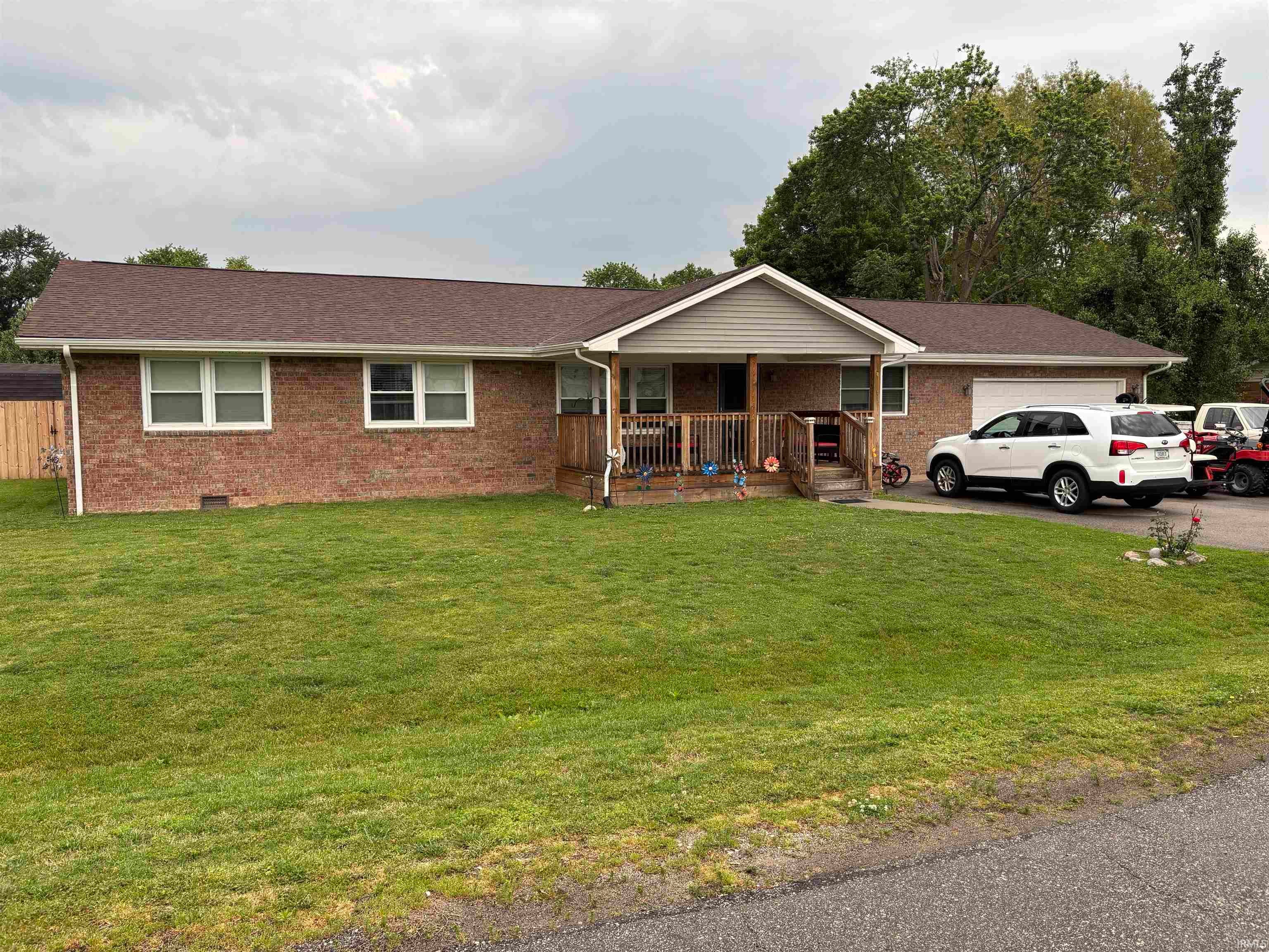 225 N Birch Drive — photo