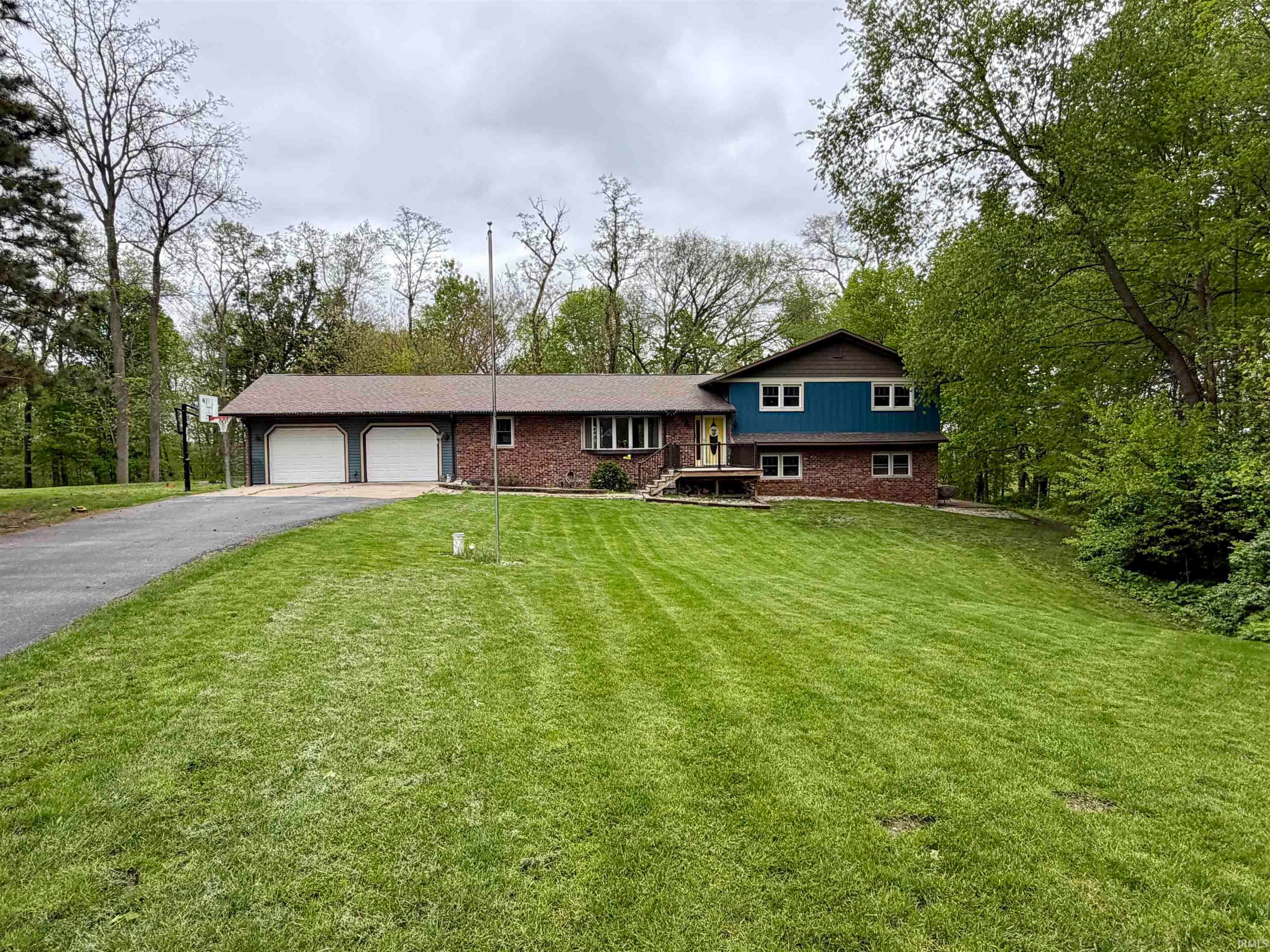 1802 S Carole Court — photo
