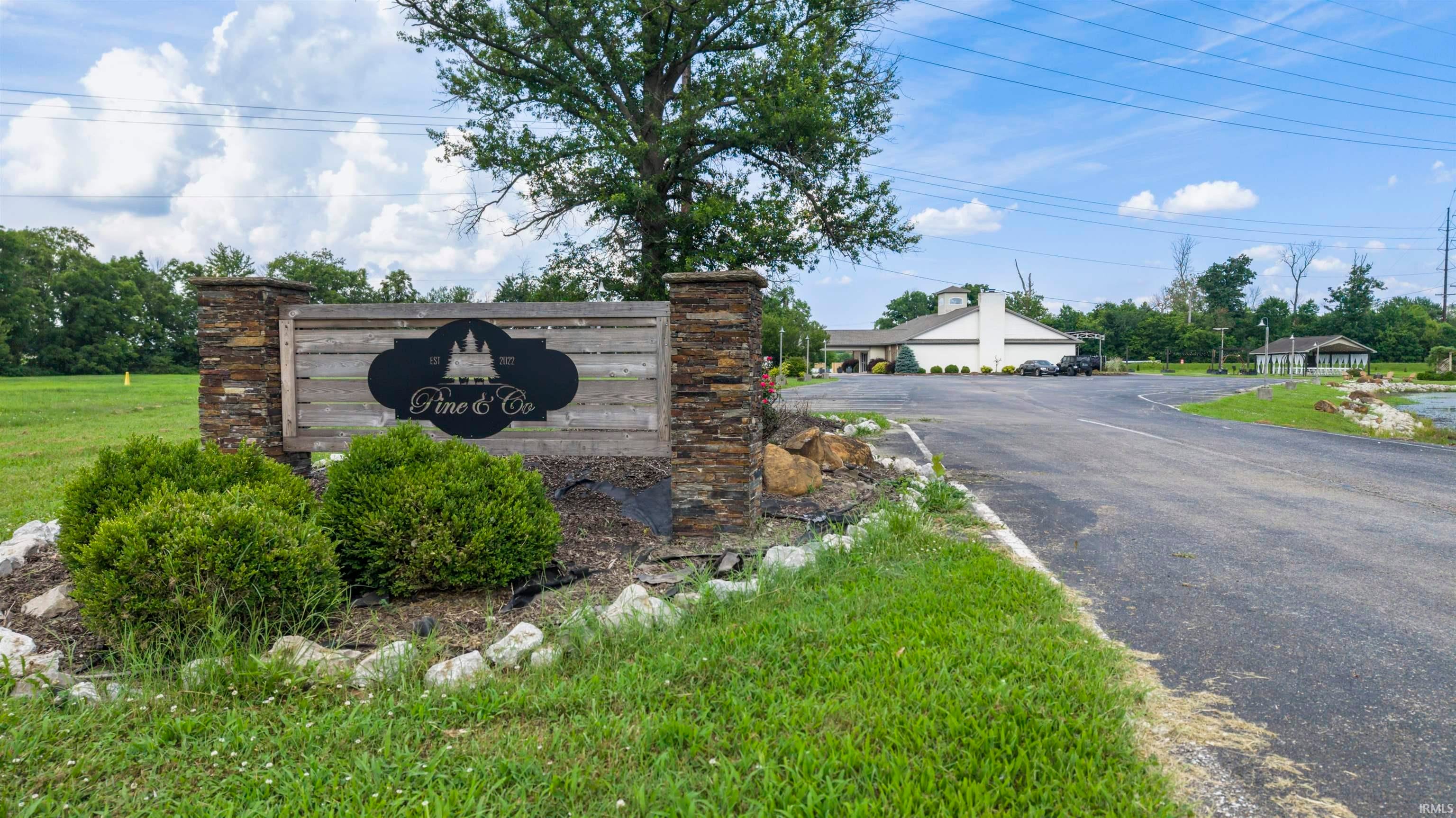15901 Old Petersburg Road — photo