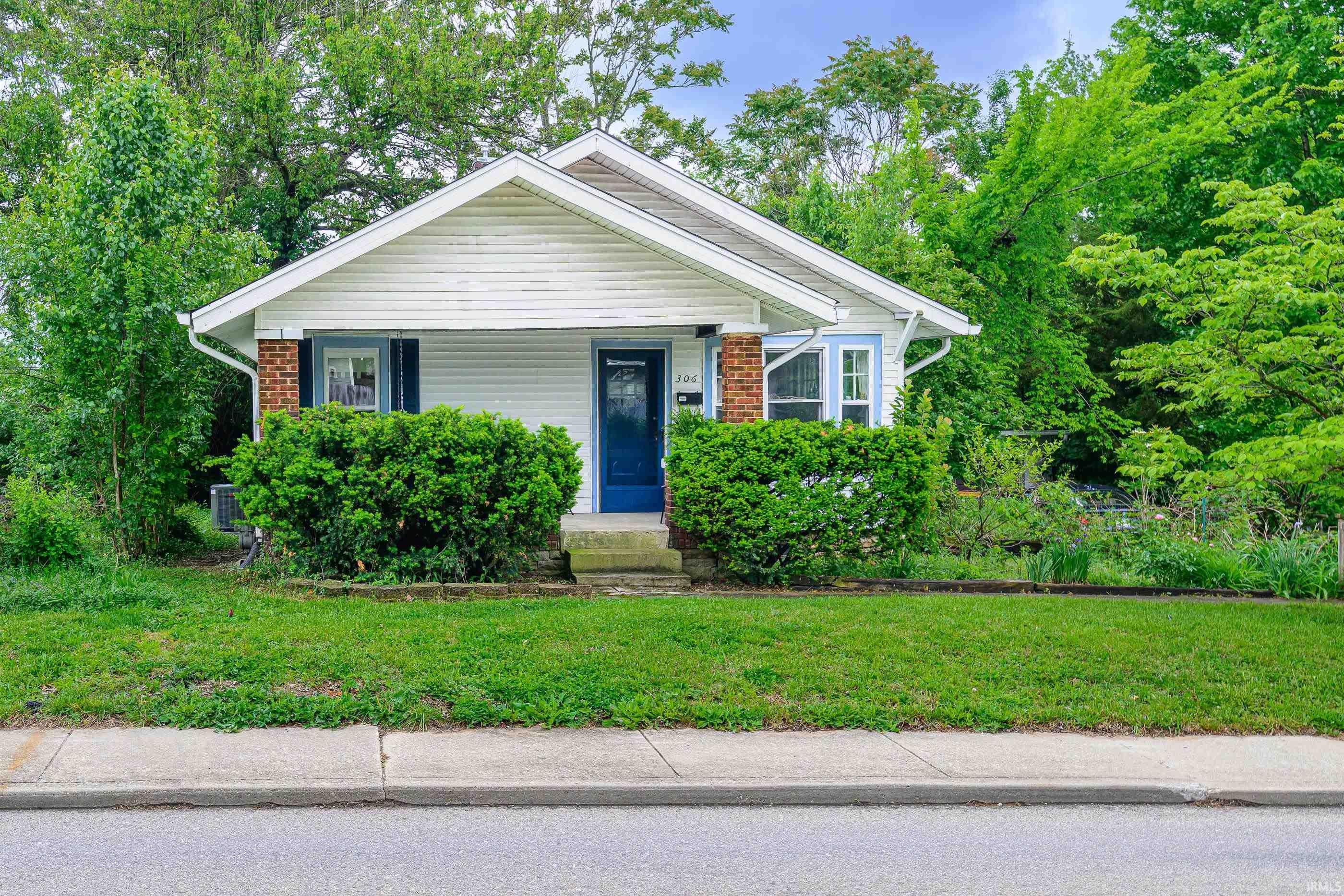 306 E Hillside Drive — photo