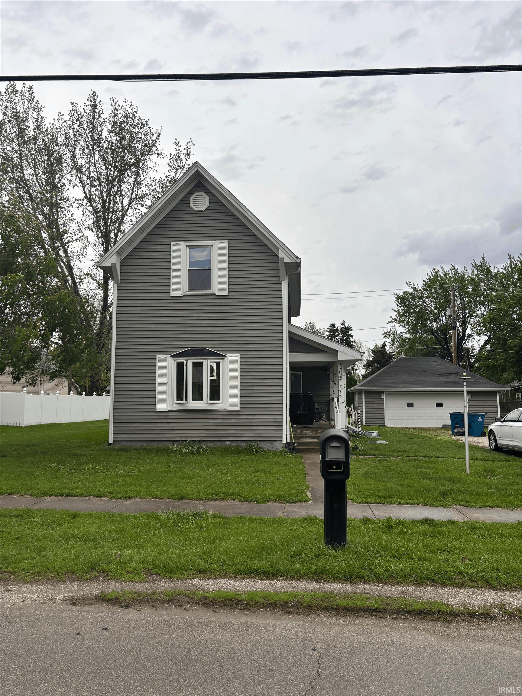 414 W Washington Street — photo