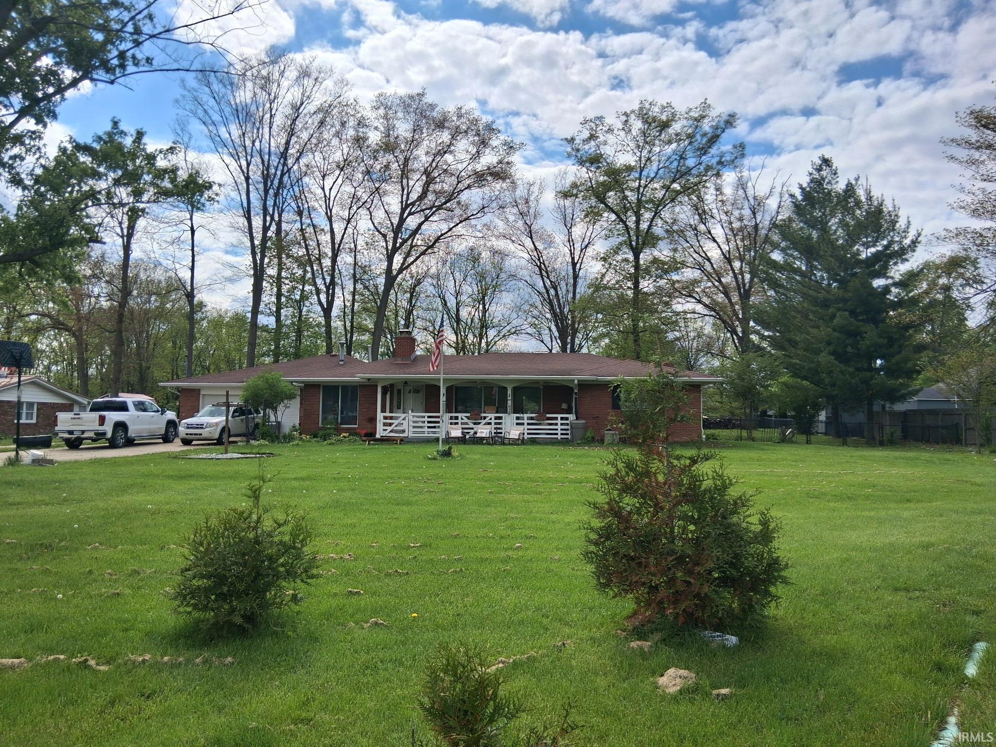 27 N Scatterfield Road — photo